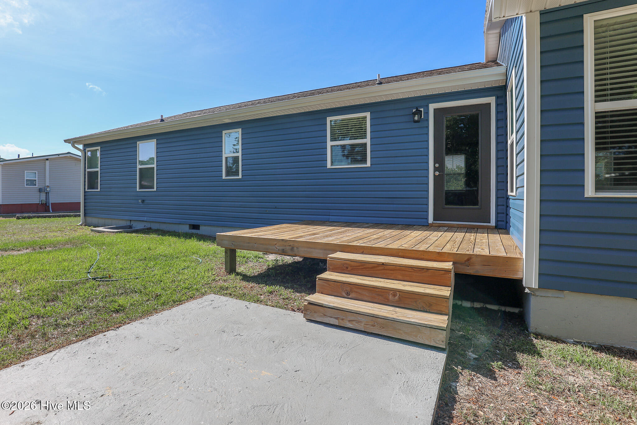 main property photo 29