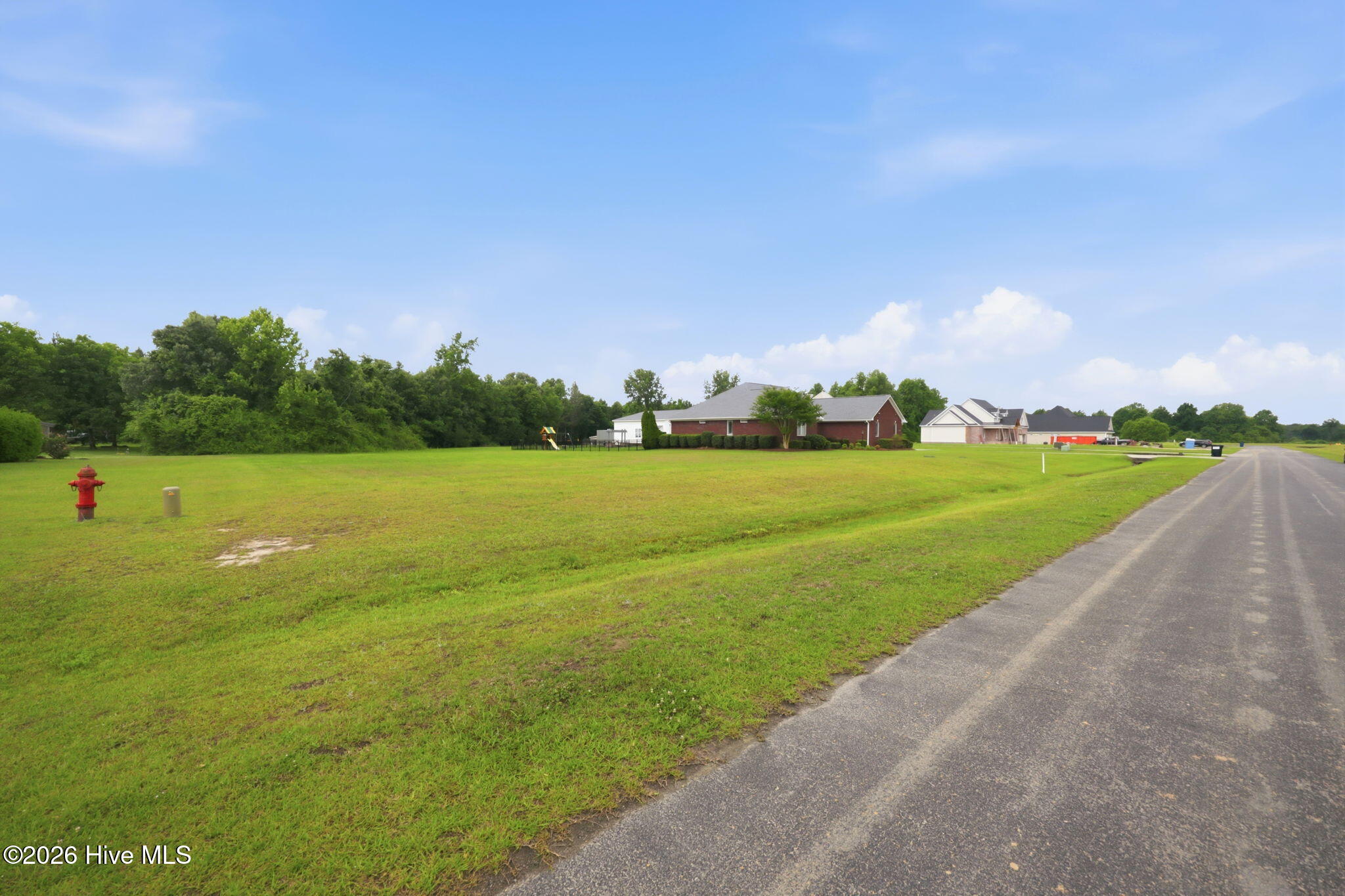 main property photo 7