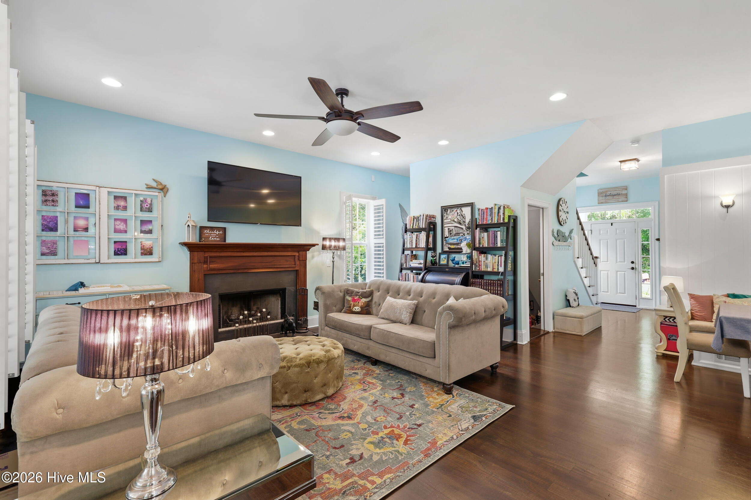 main property photo 27