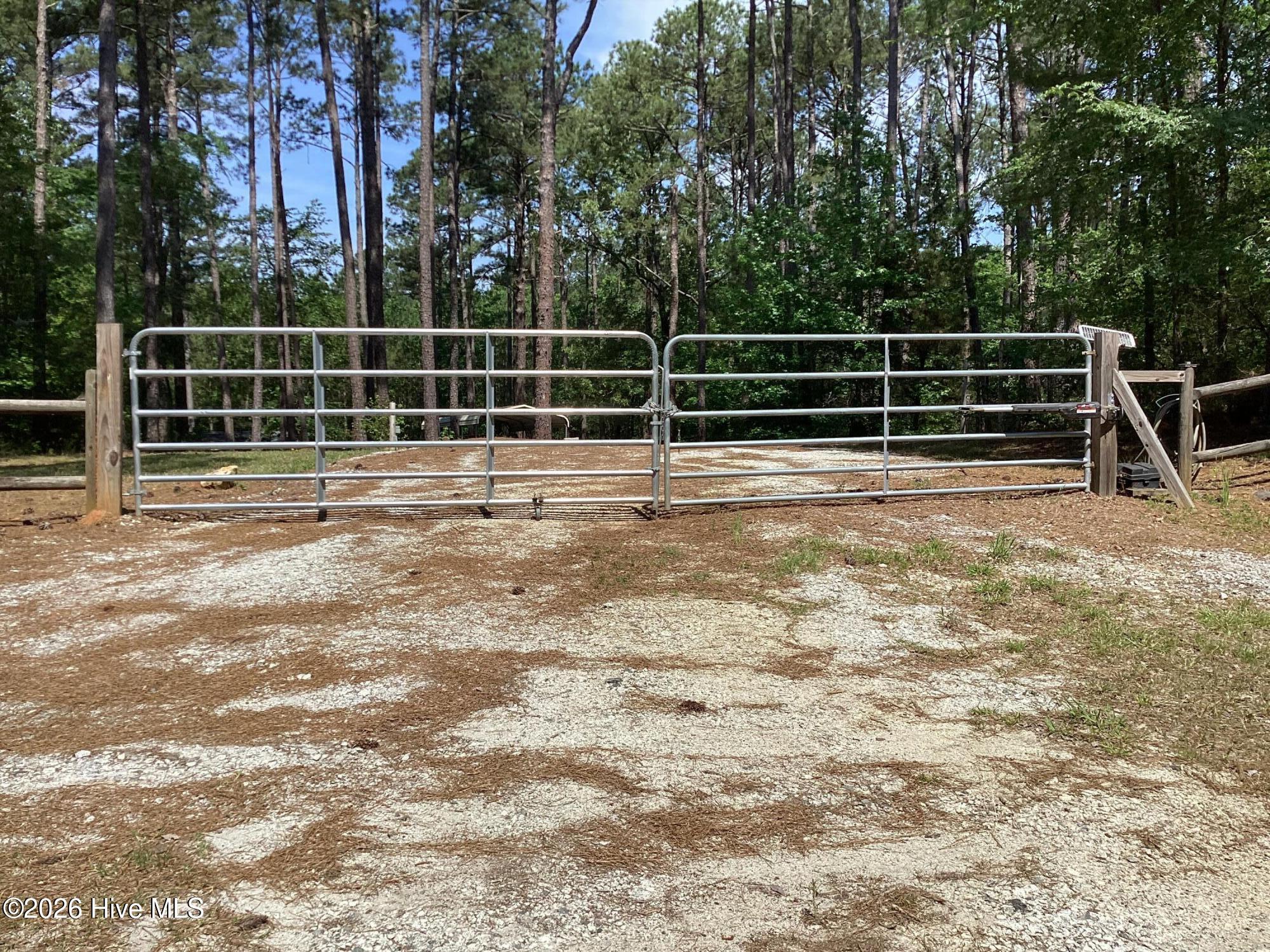 main property photo 8