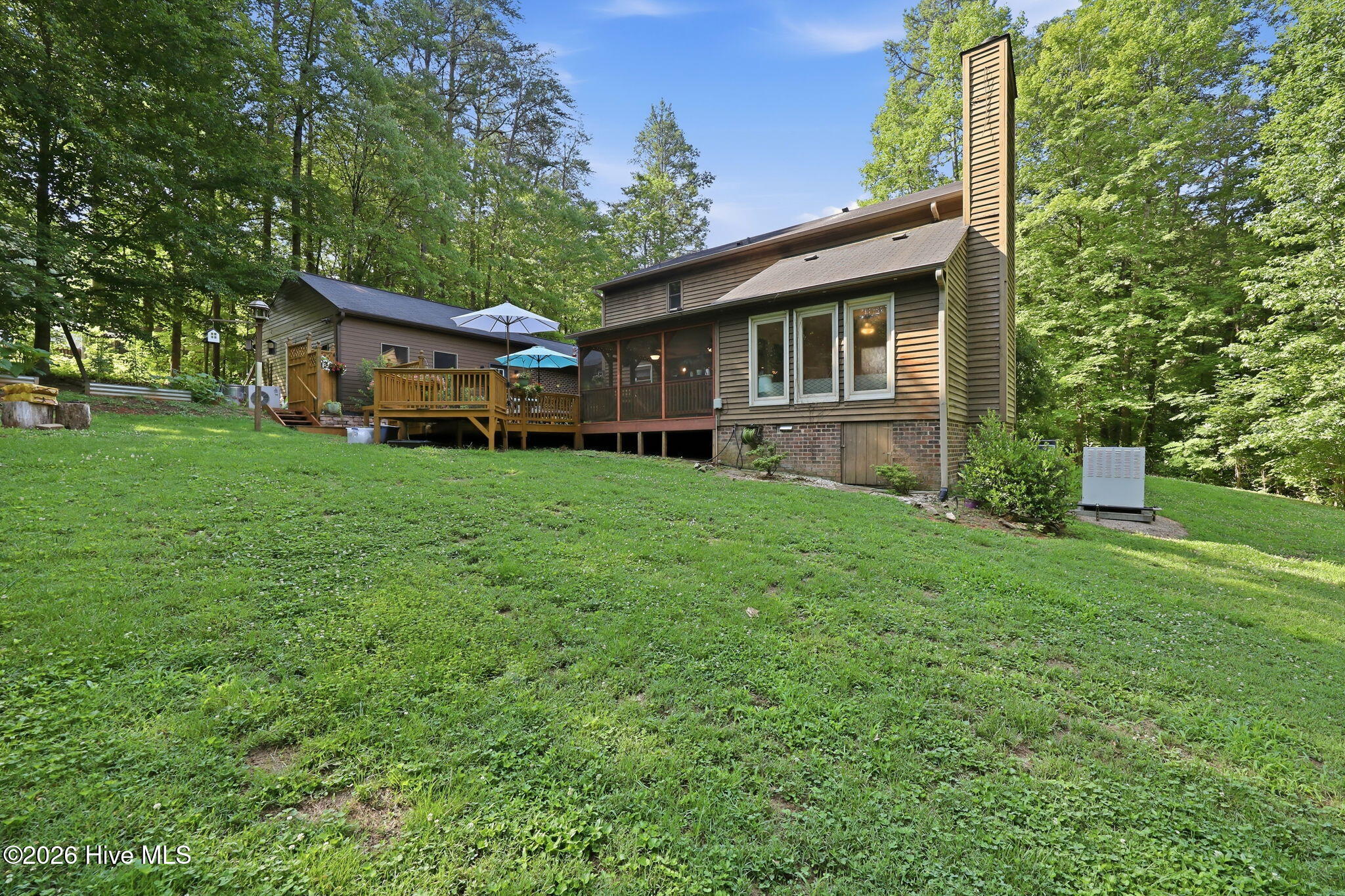 main property photo 47