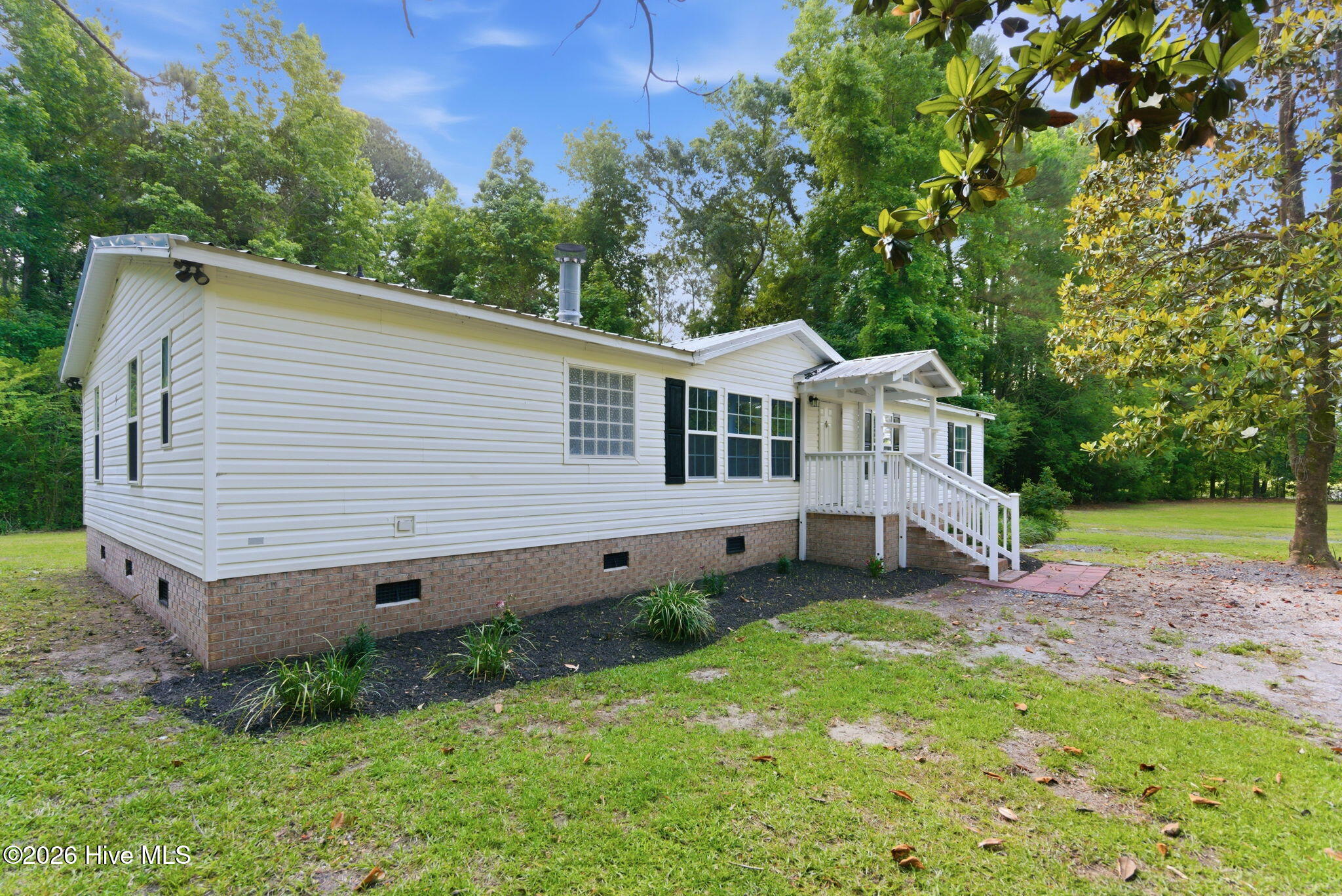 main property photo 18