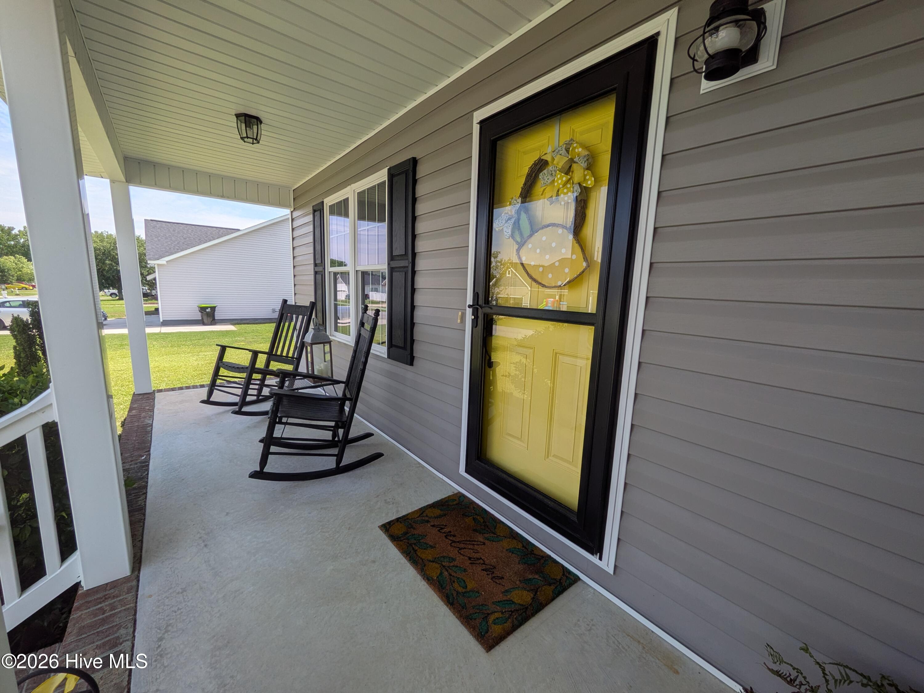 main property photo 5