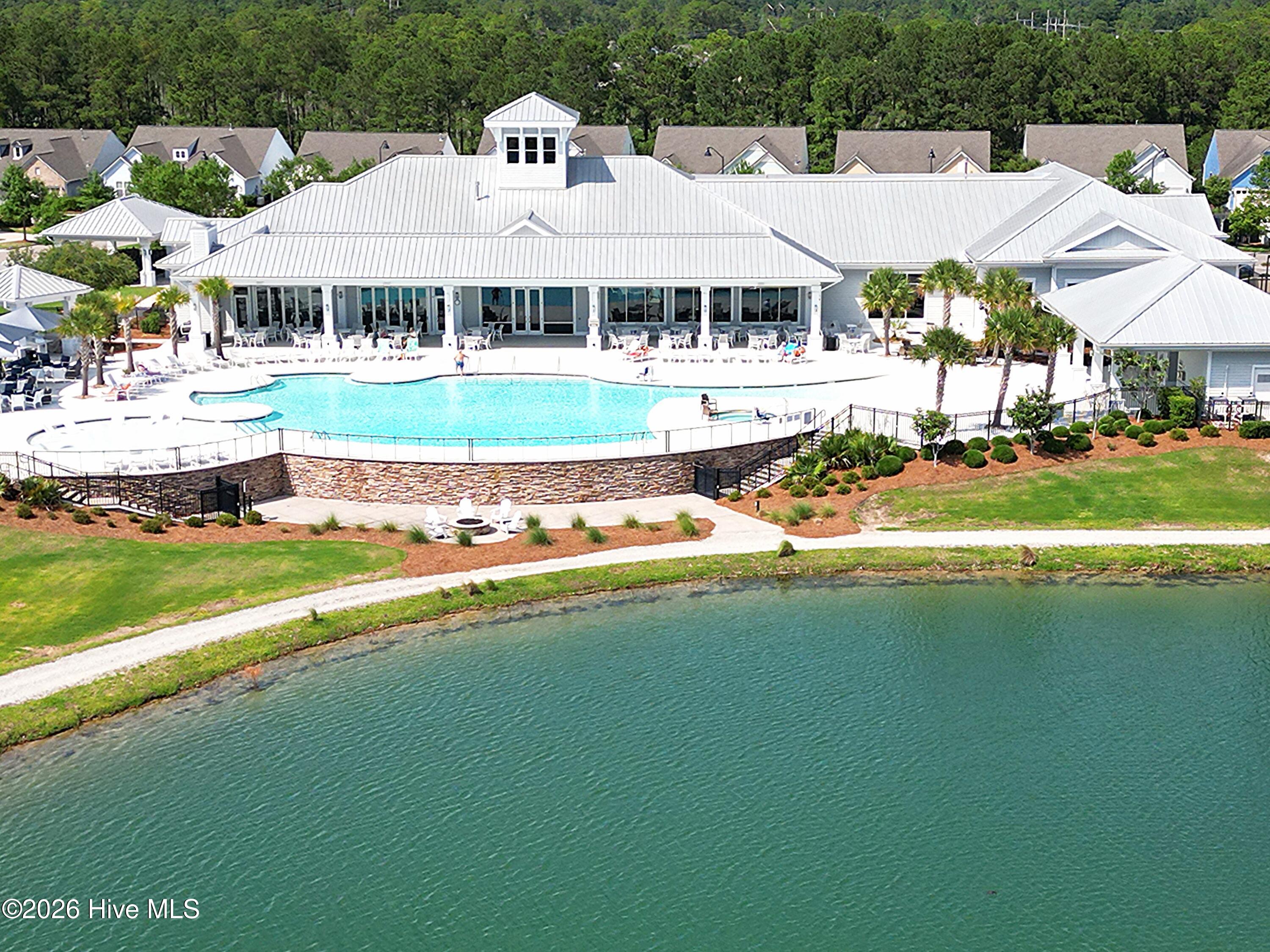 main property photo 50