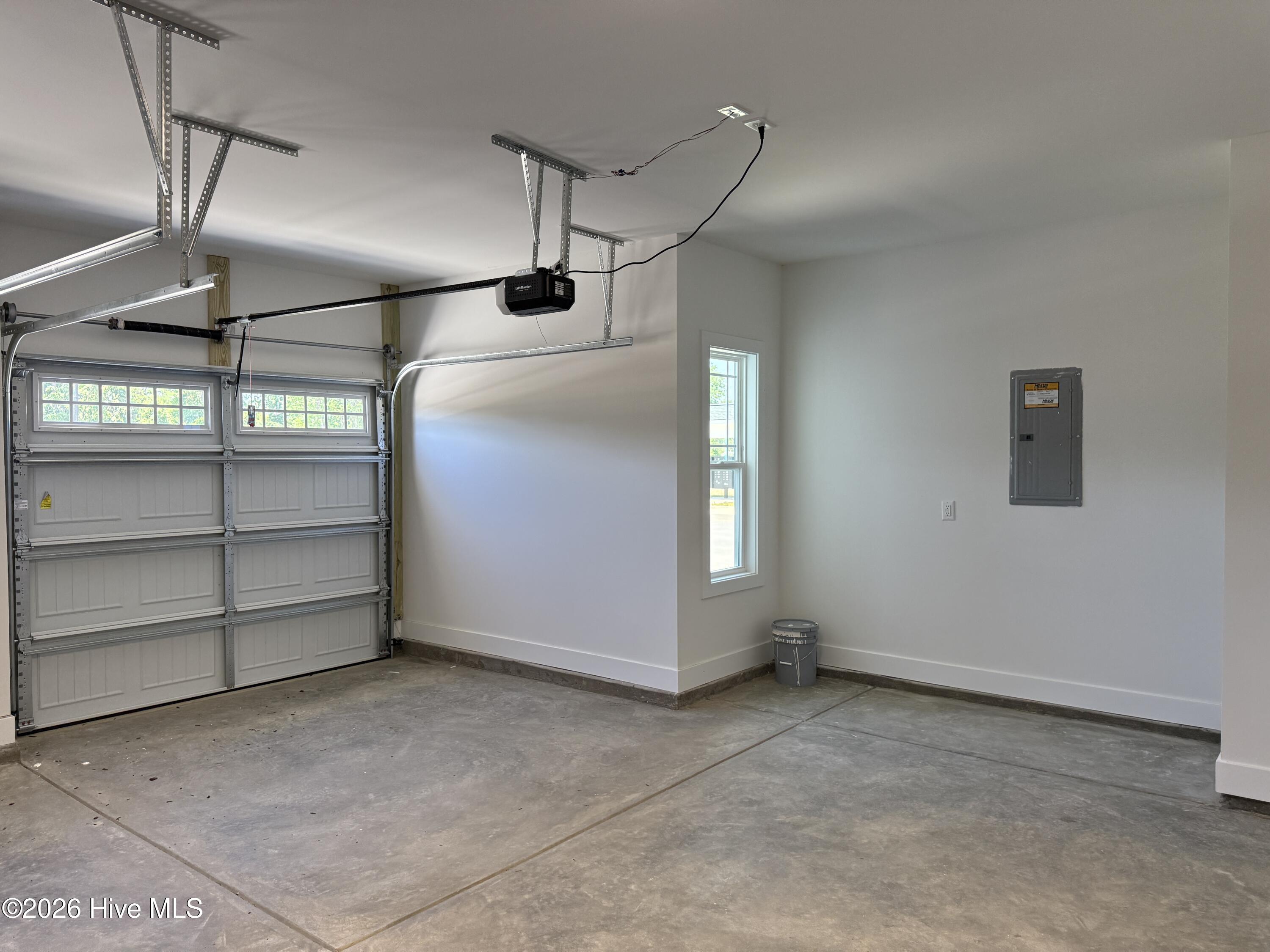 main property photo 26