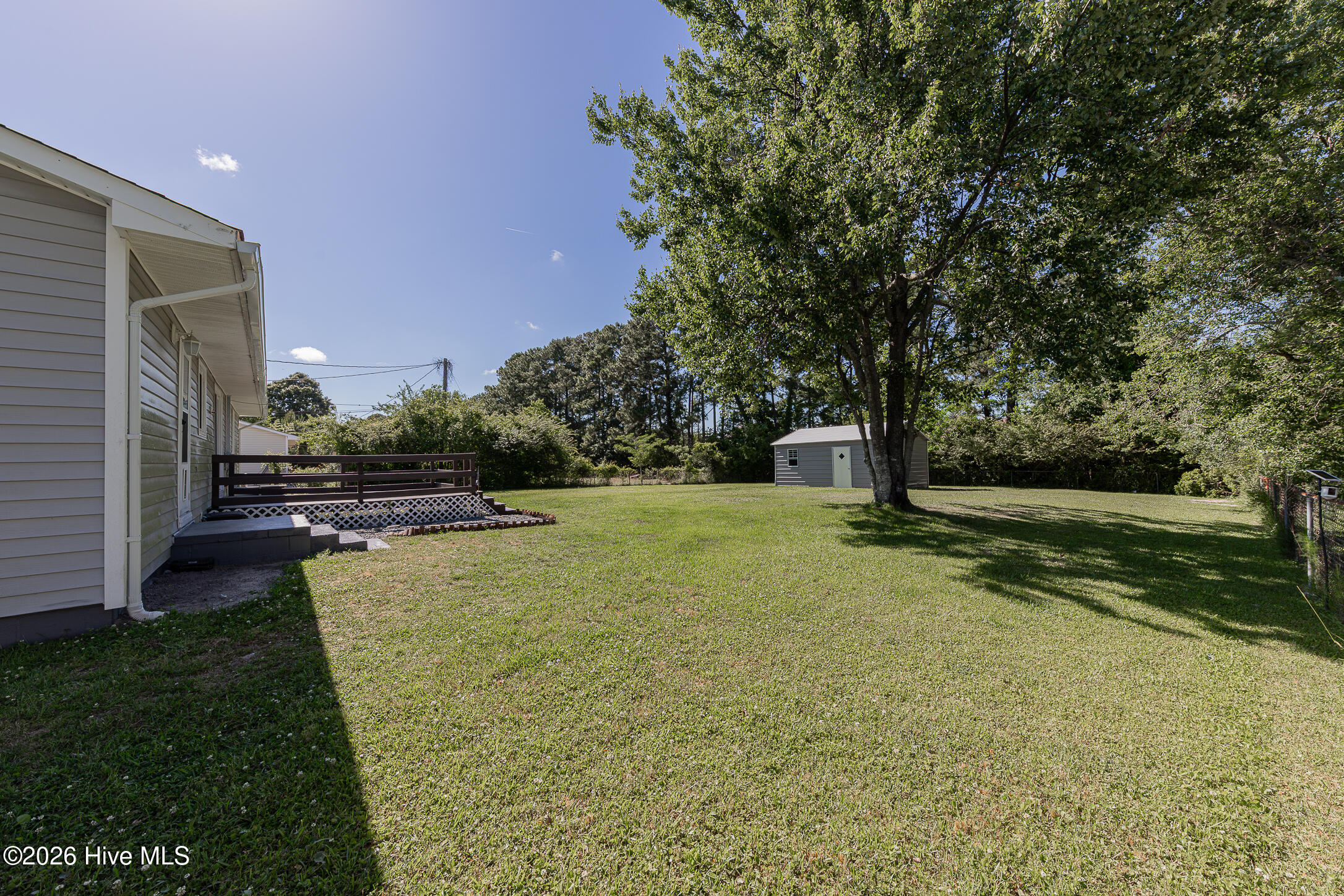 main property photo 27