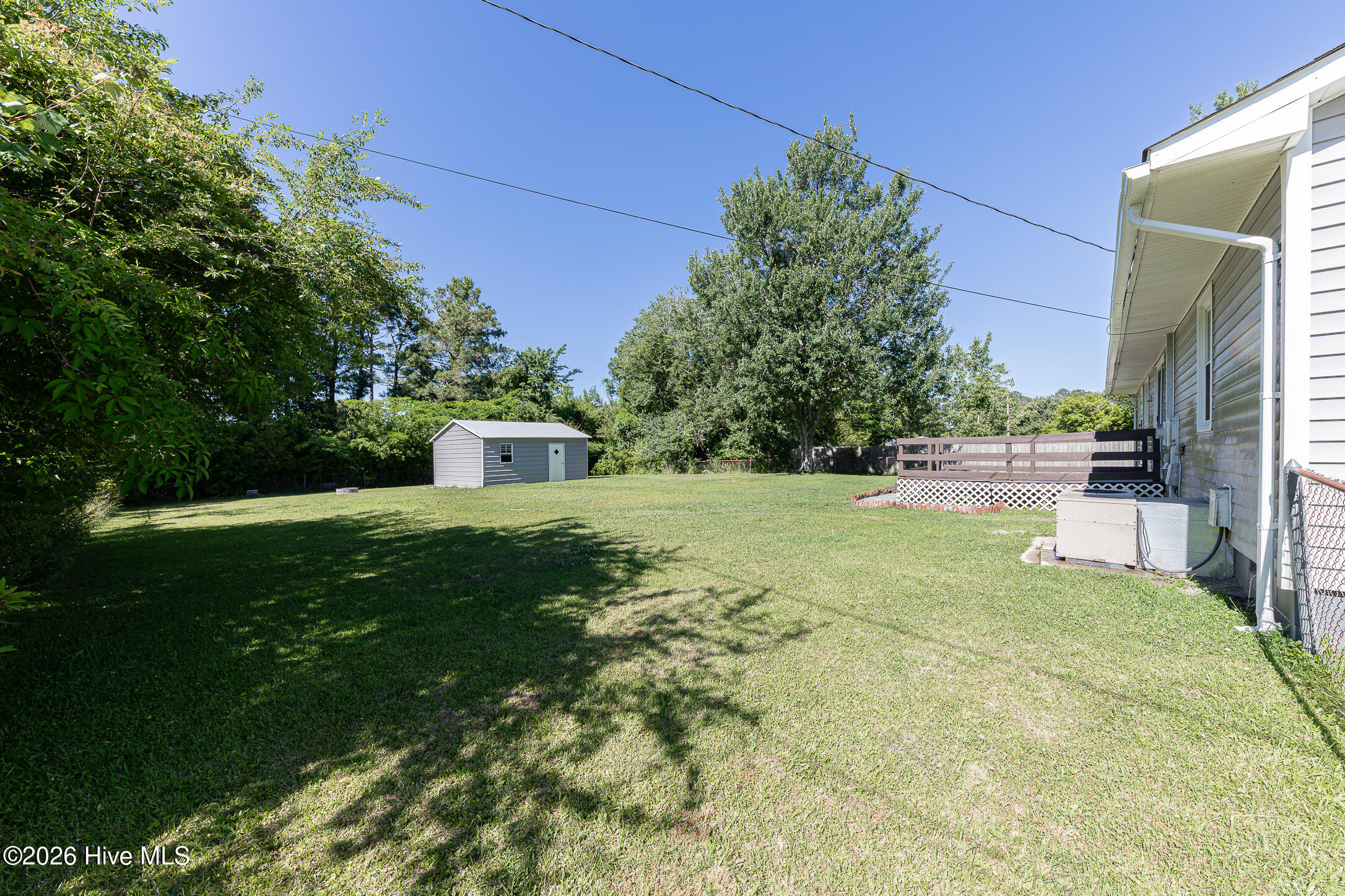 main property photo 30