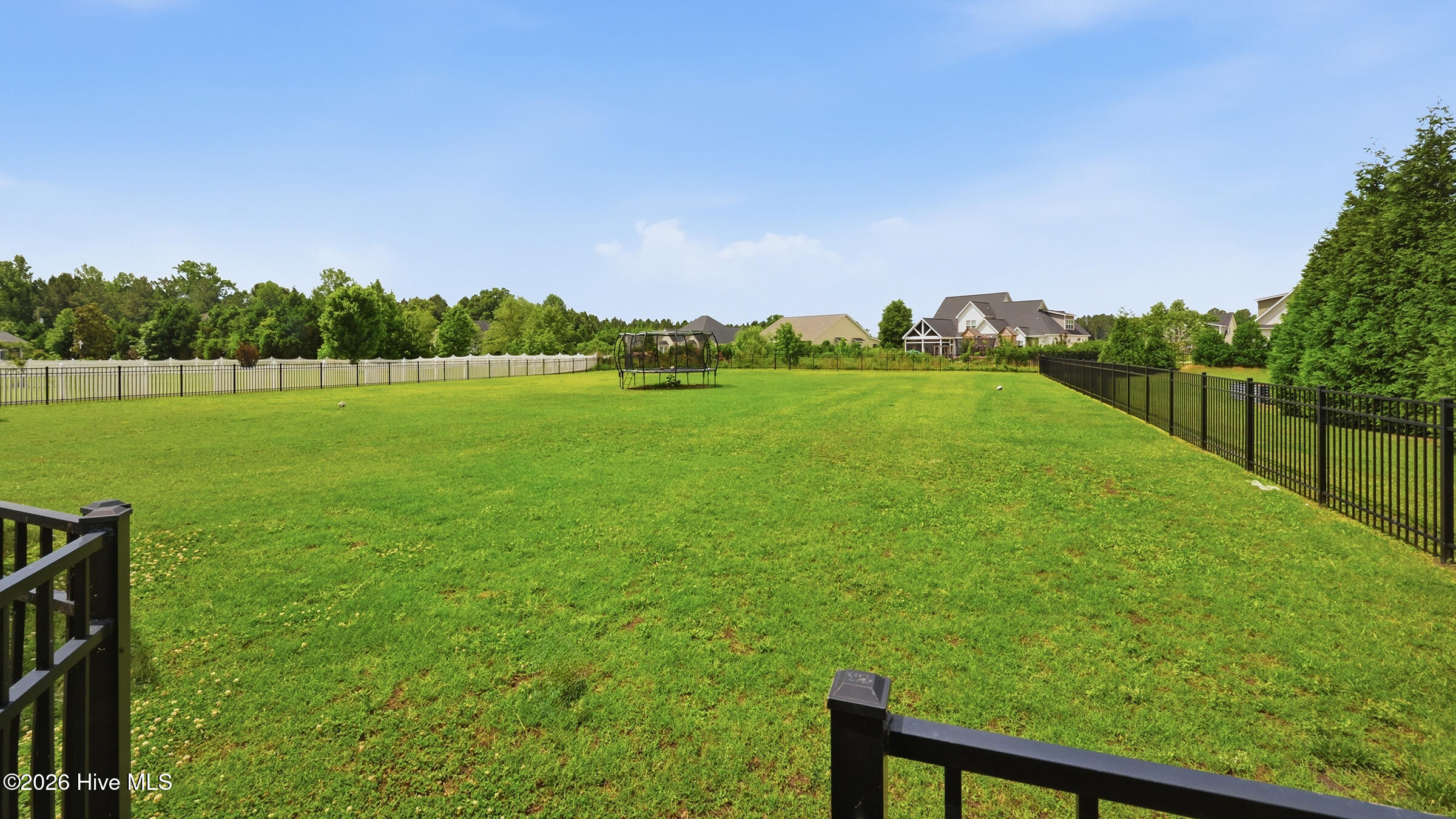 main property photo 29