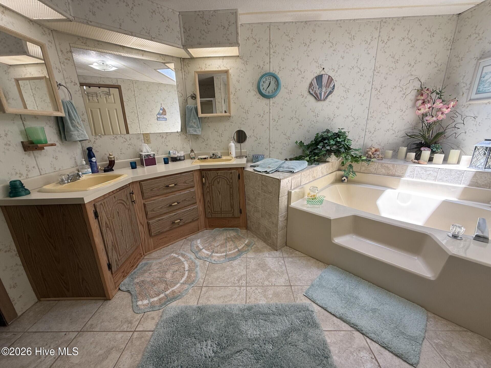 main property photo 58