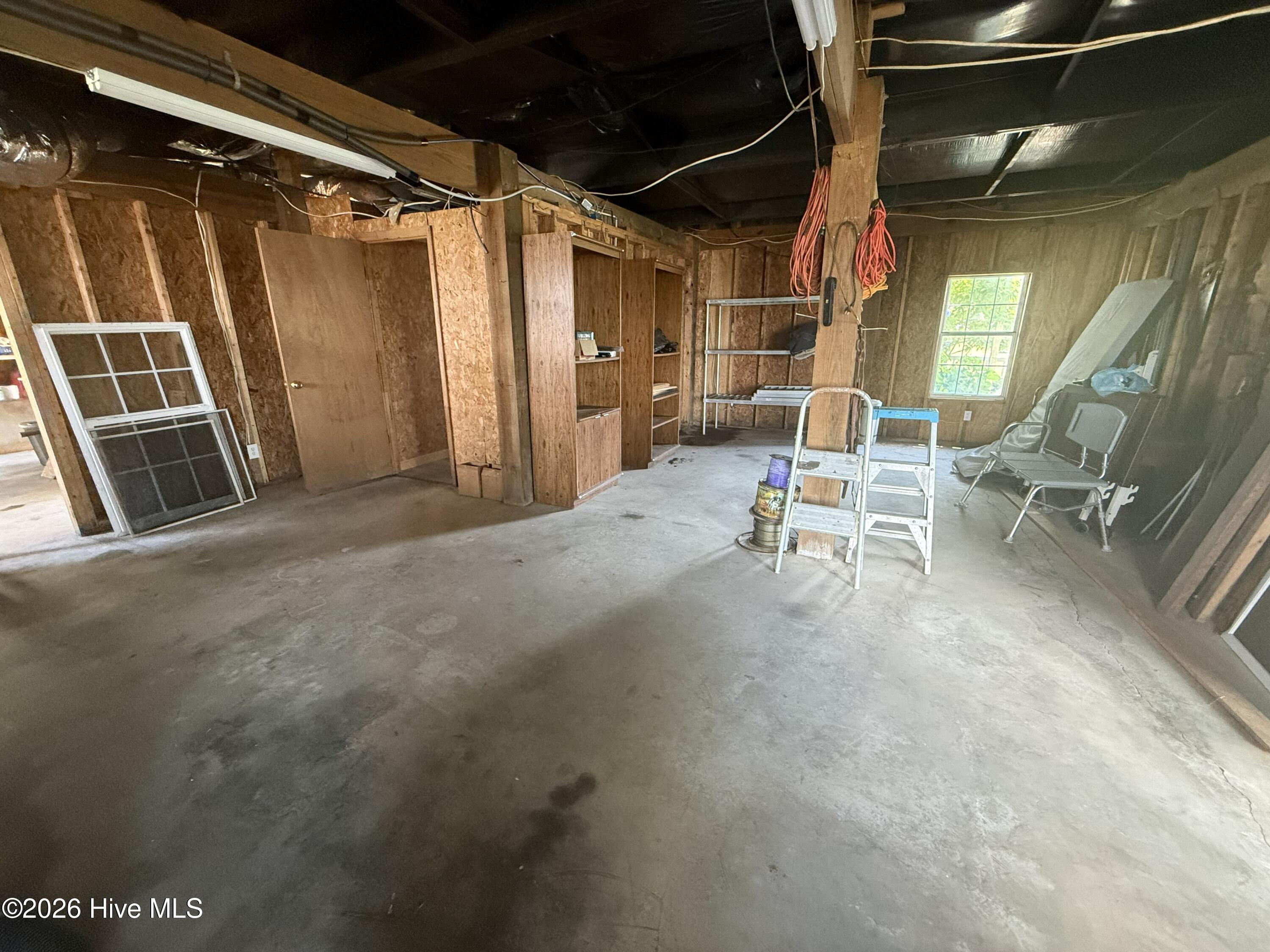 main property photo 81