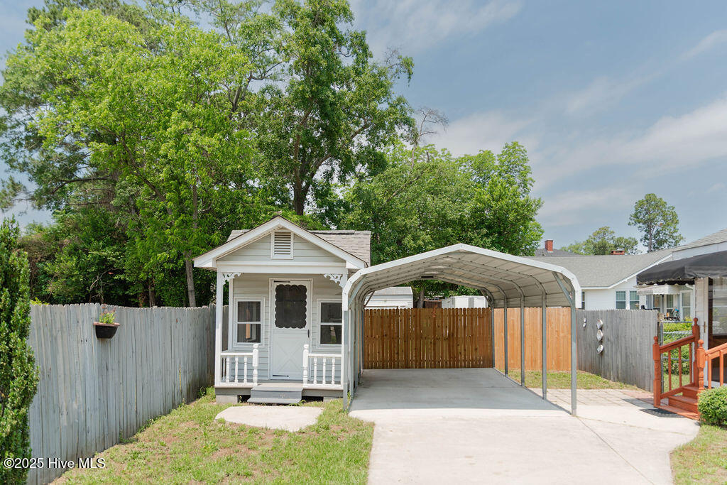 main property photo 50