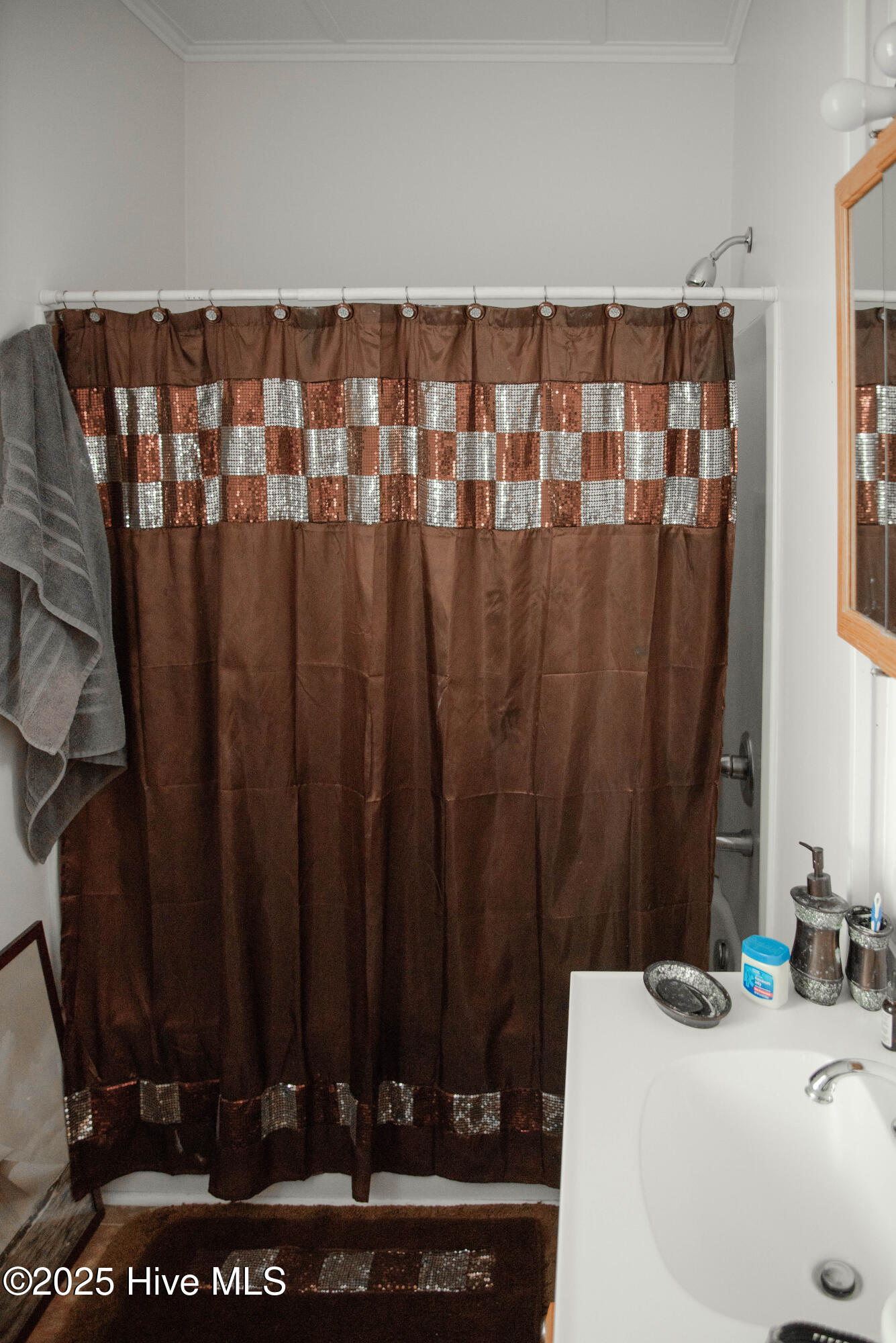 main property photo 68