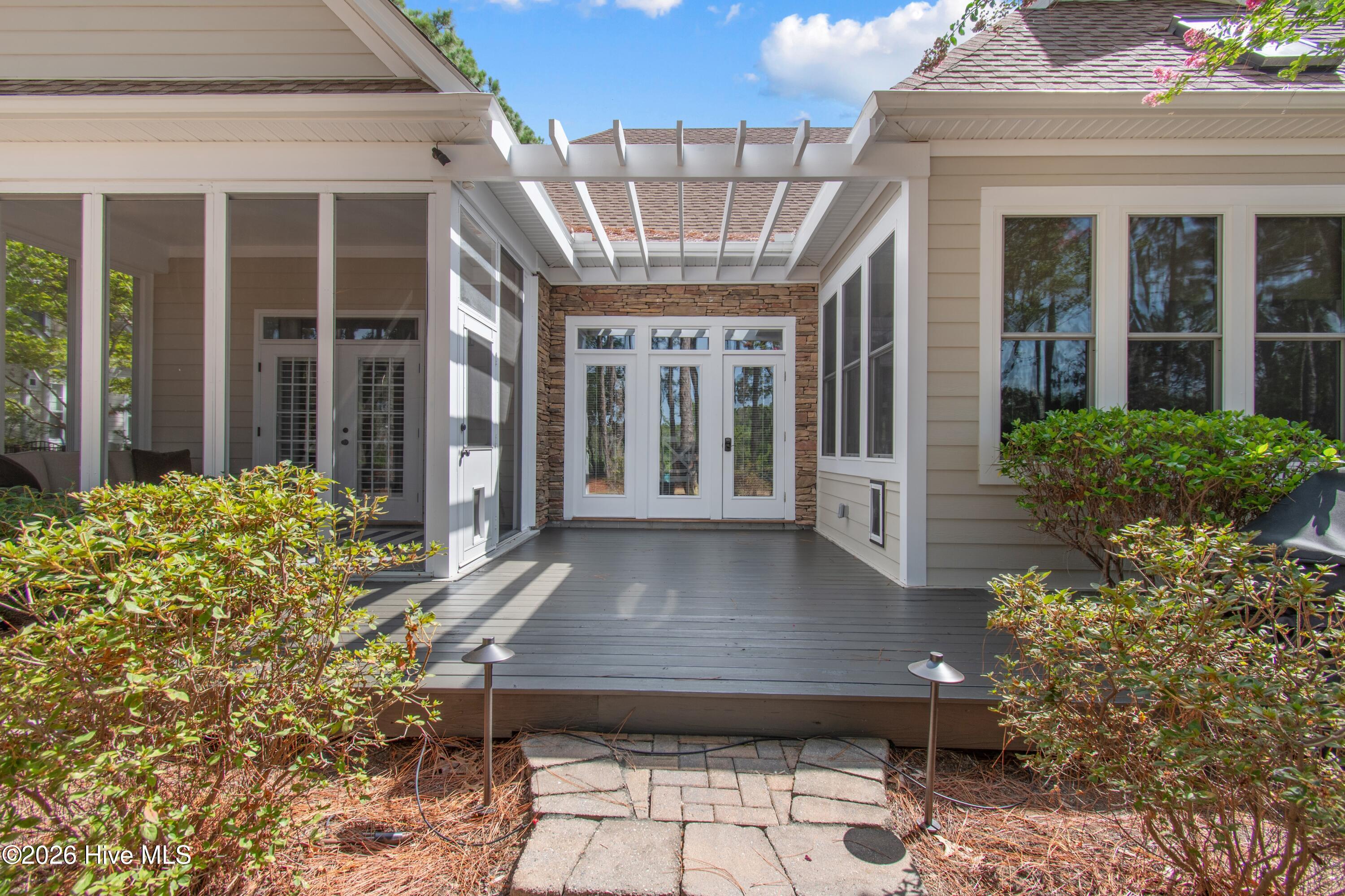 main property photo 50