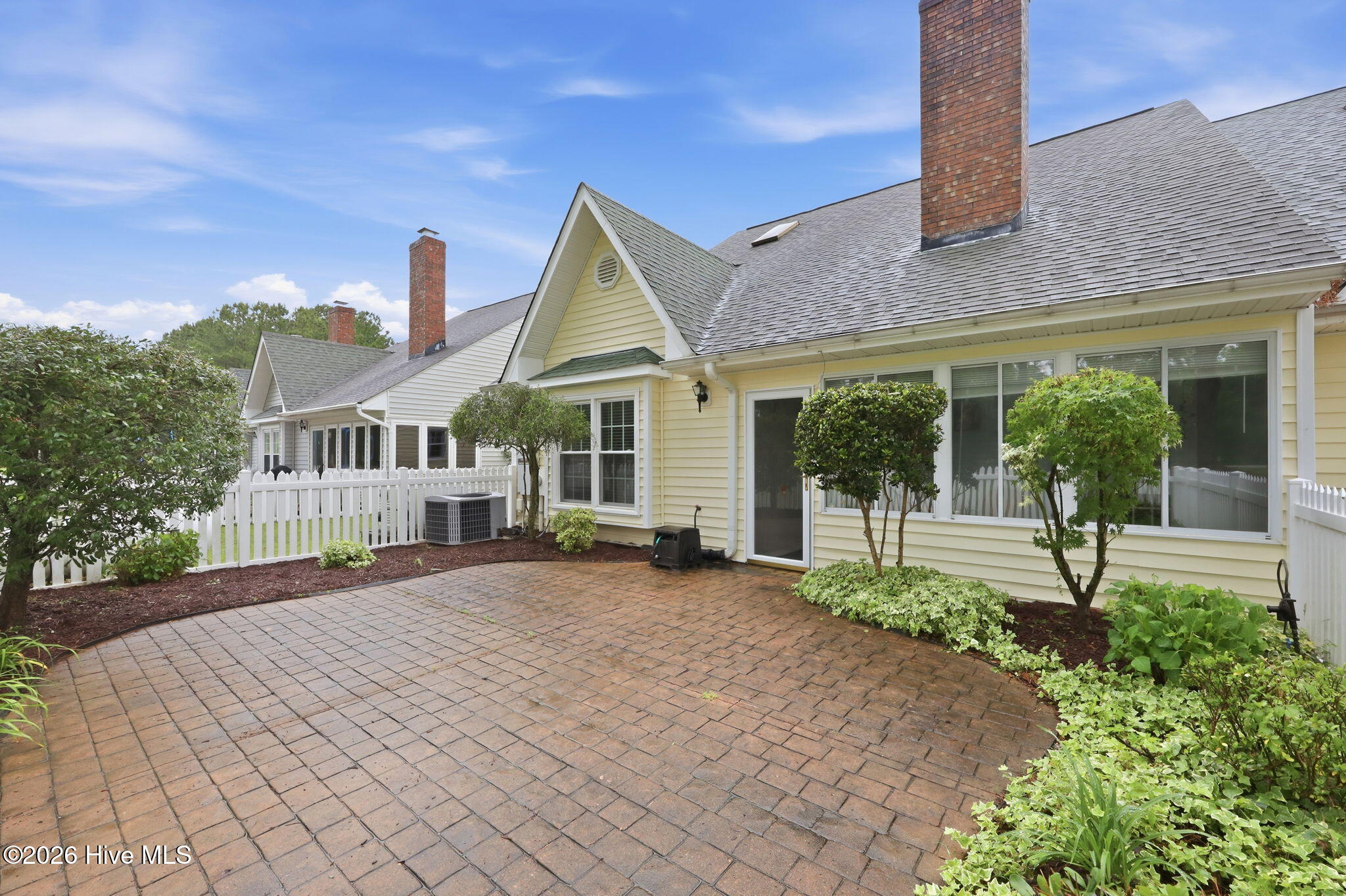 main property photo 47