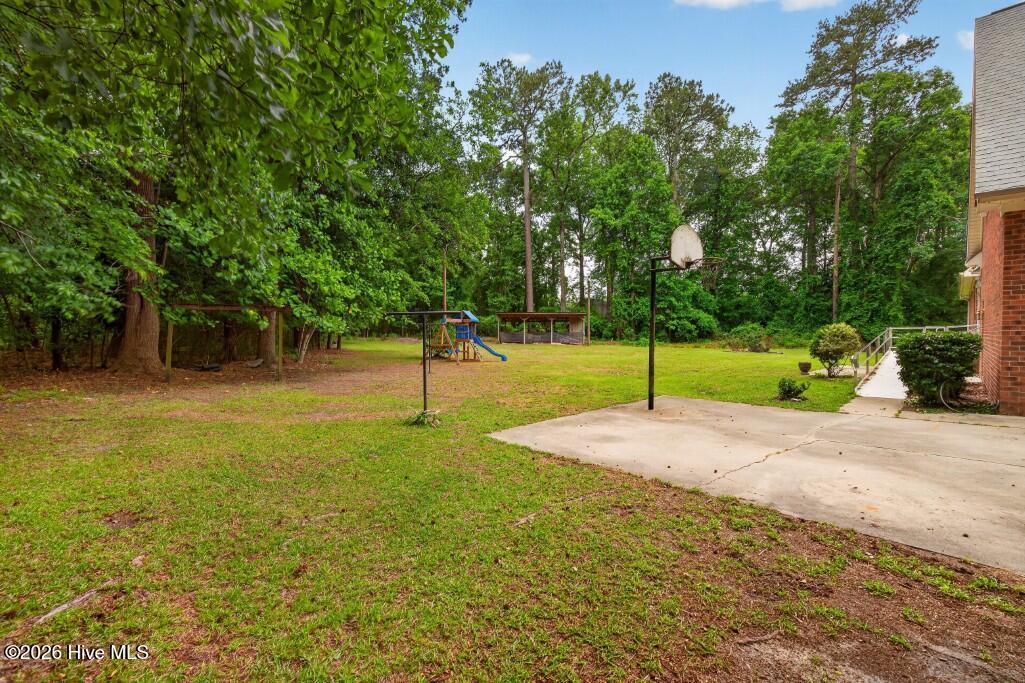 main property photo 31