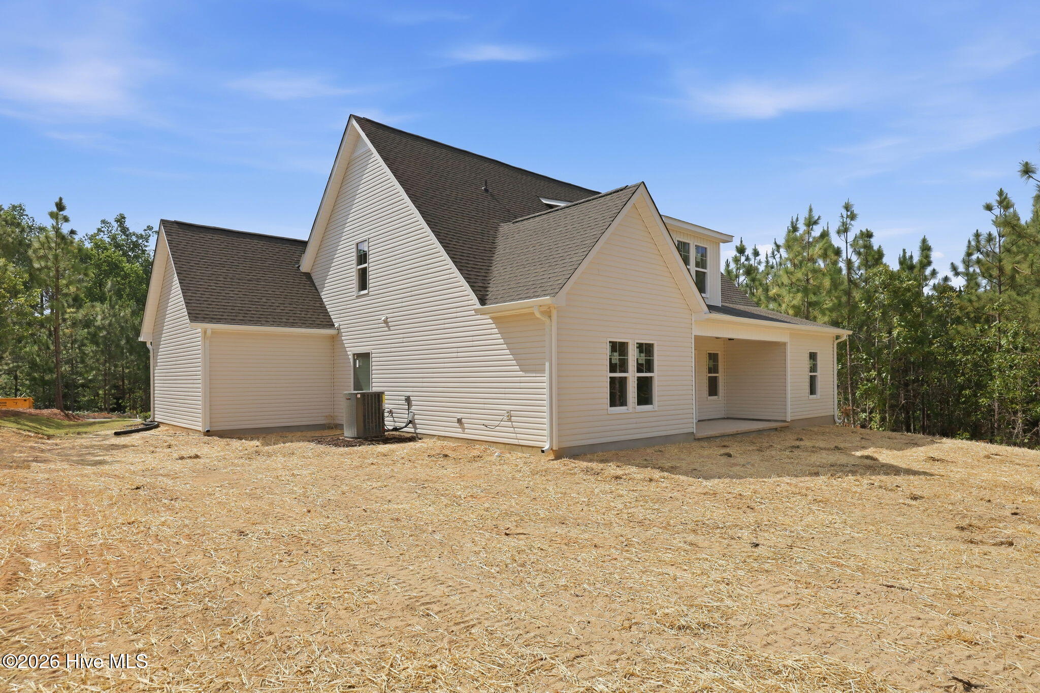 main property photo 20