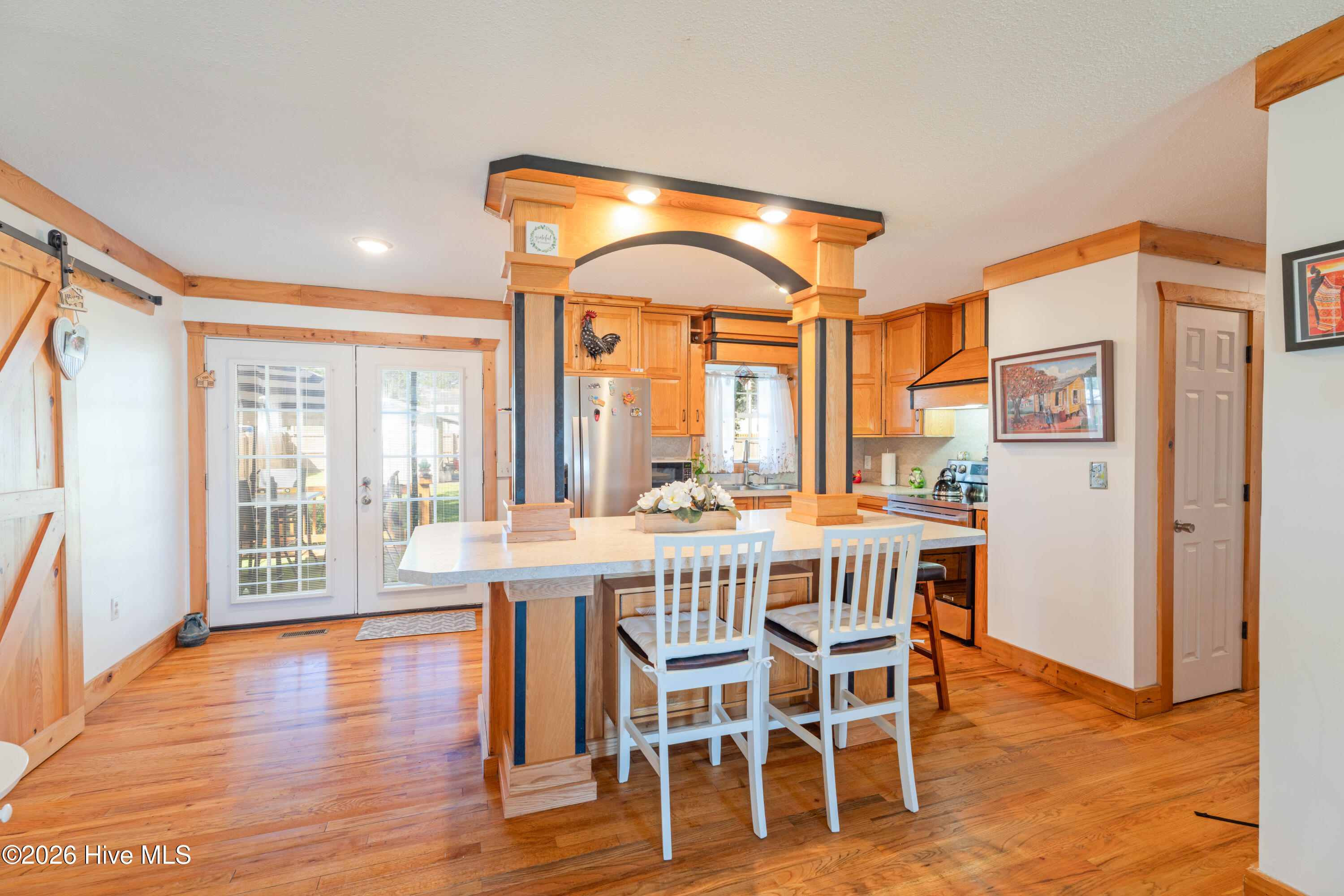 main property photo 2