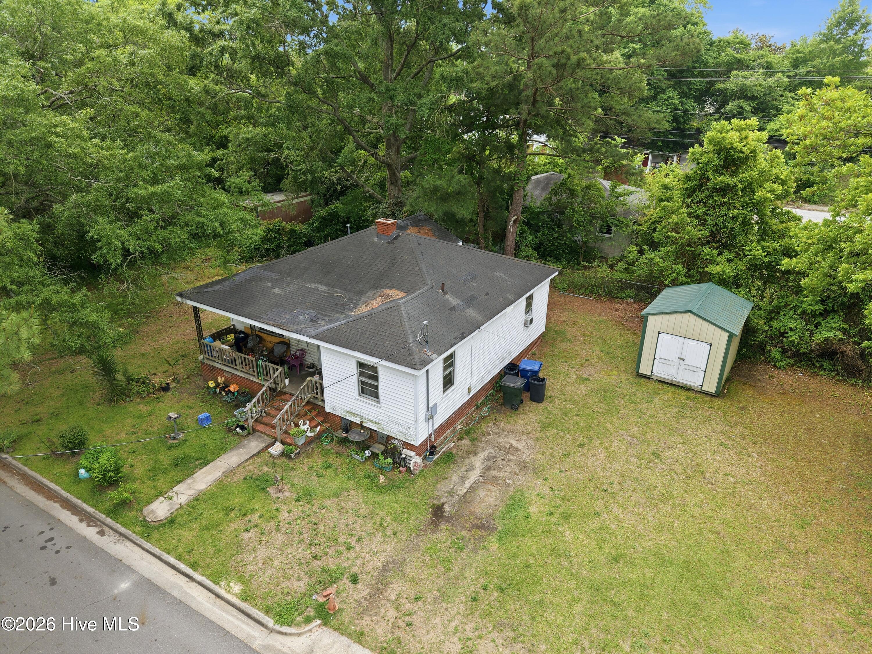 main property photo 4