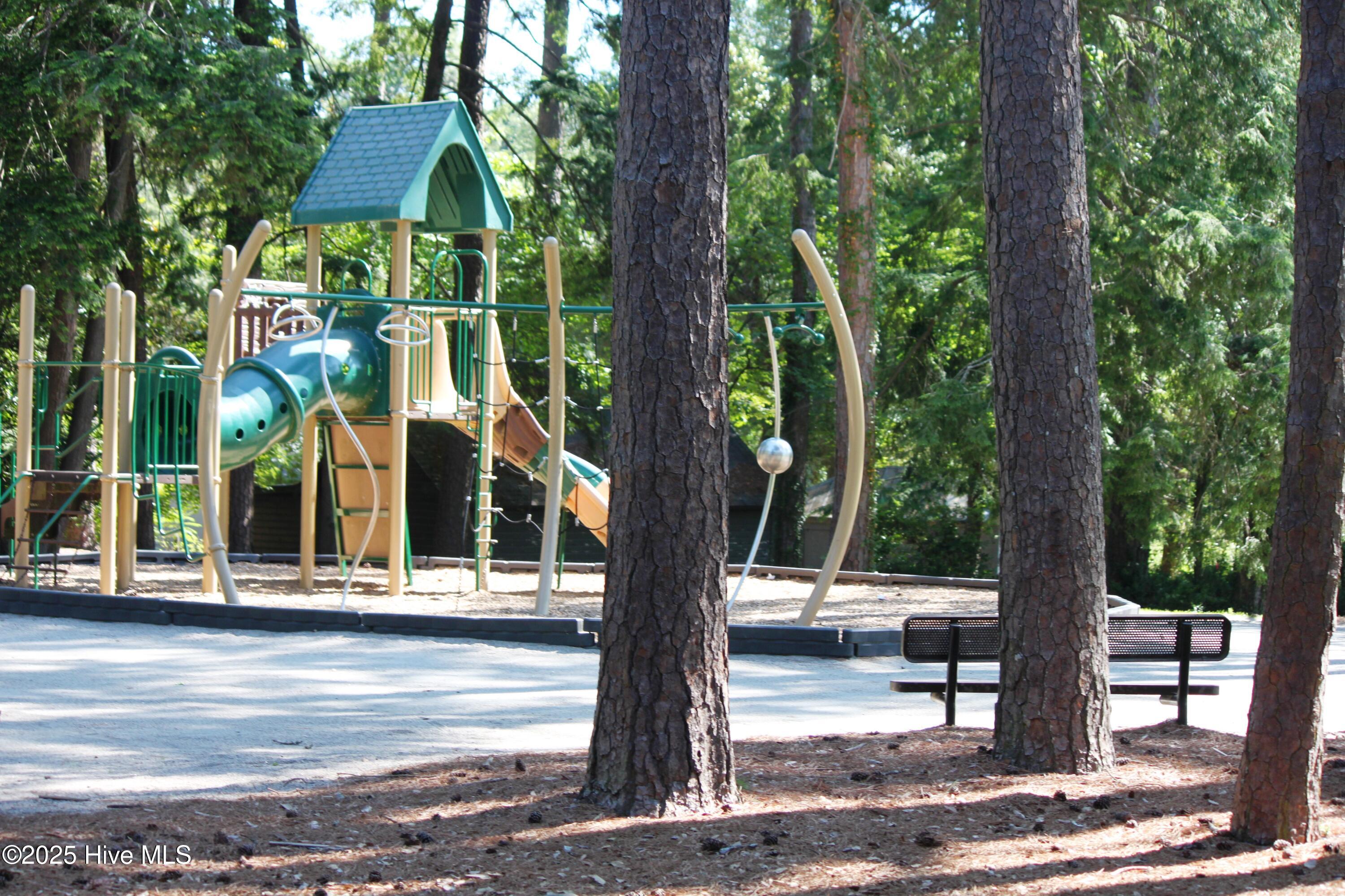 main property photo 45