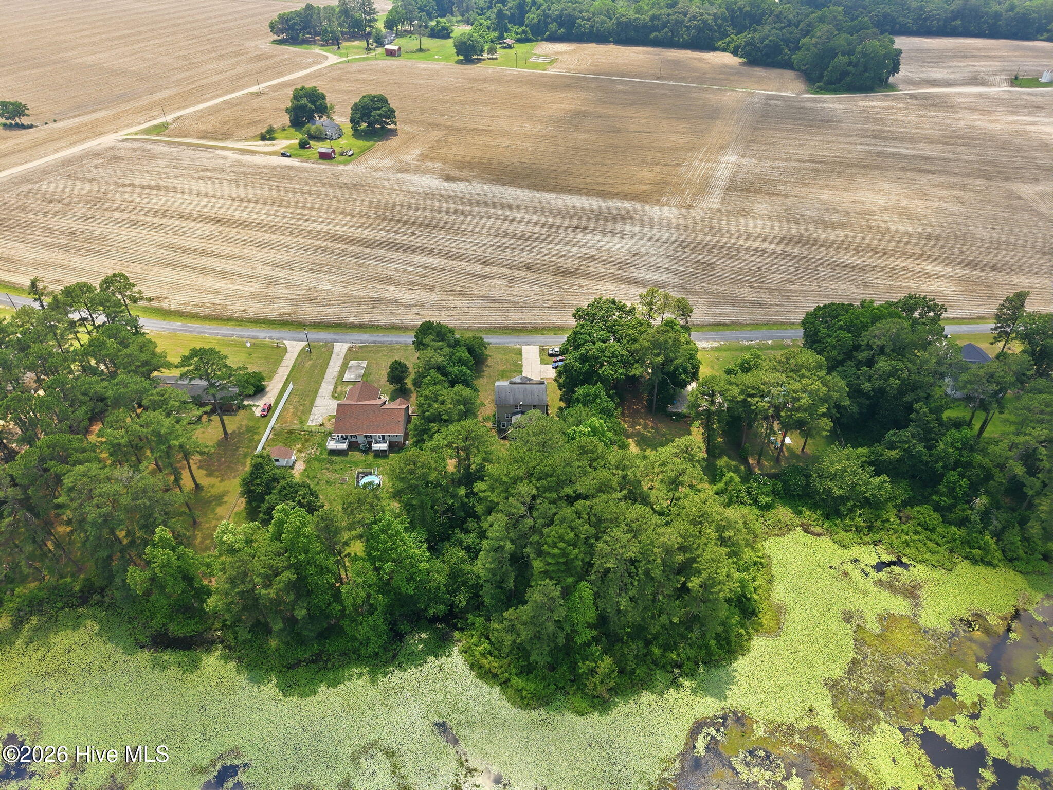 main property photo 3