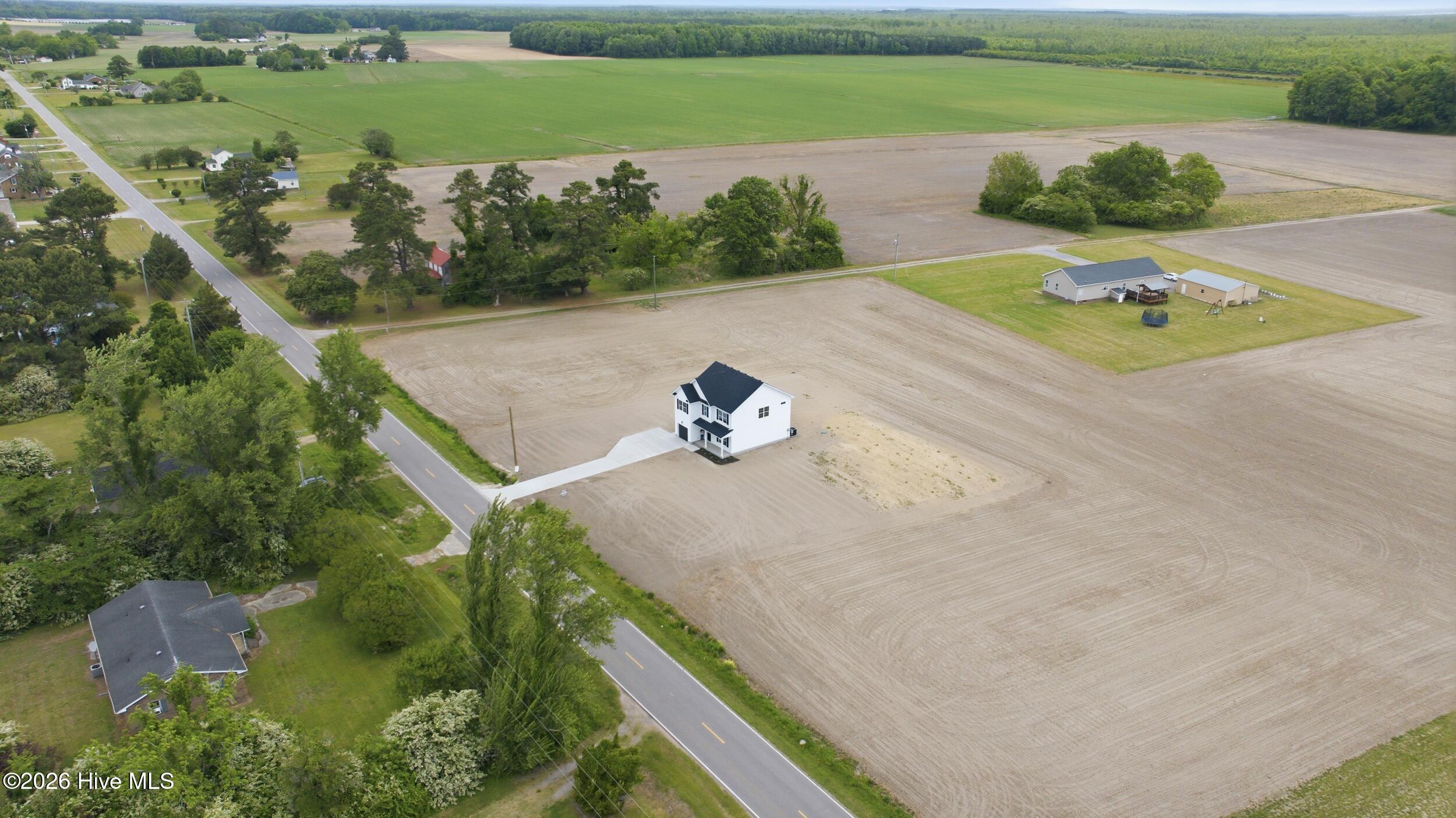 main property photo 25