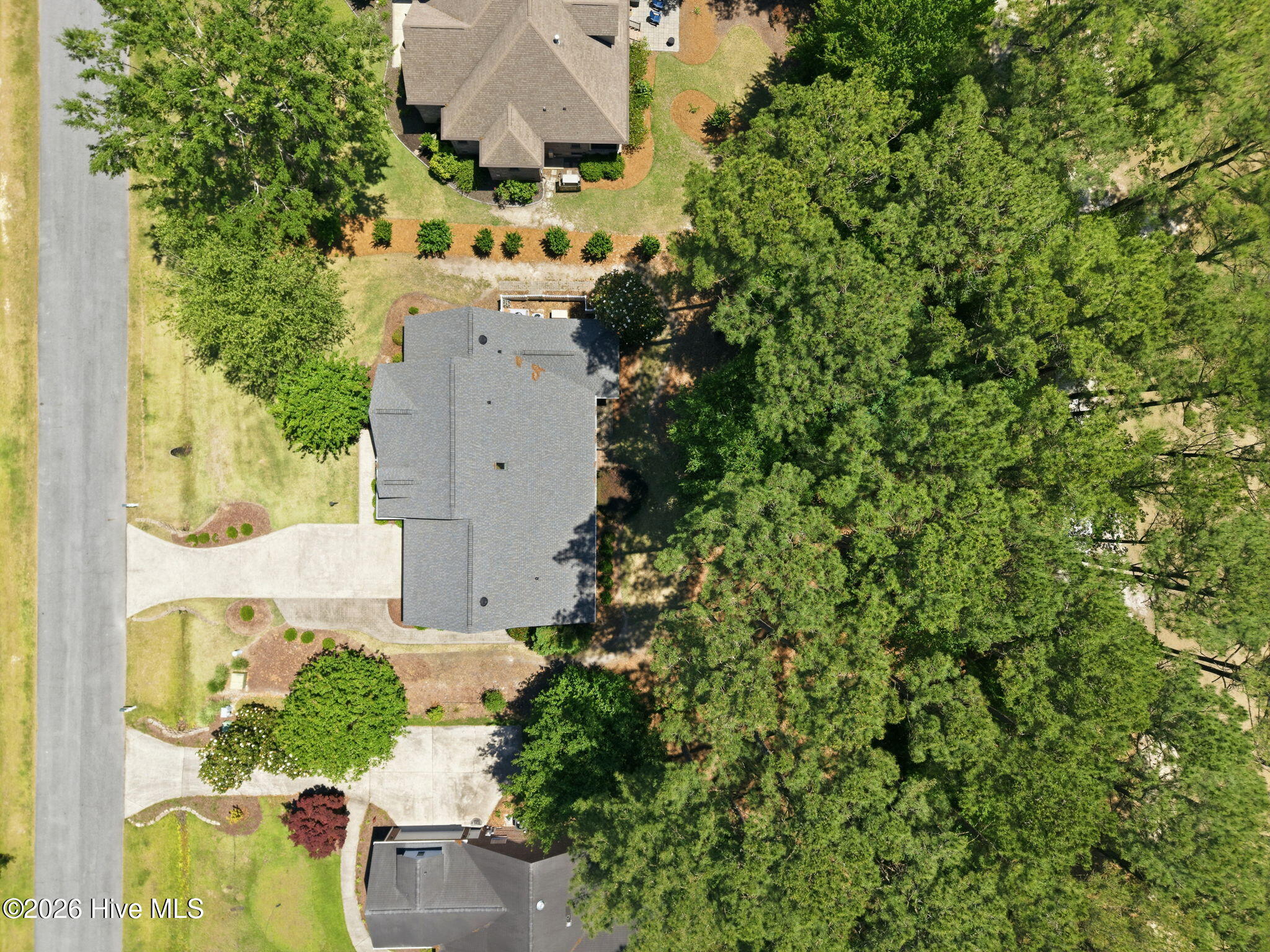 main property photo 46