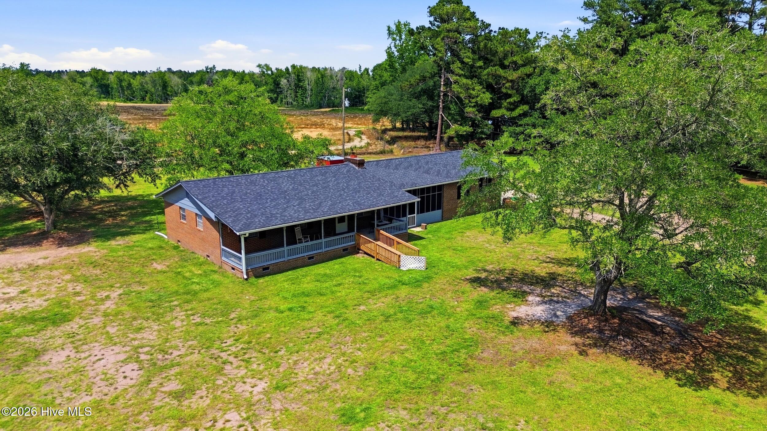 main property photo 41