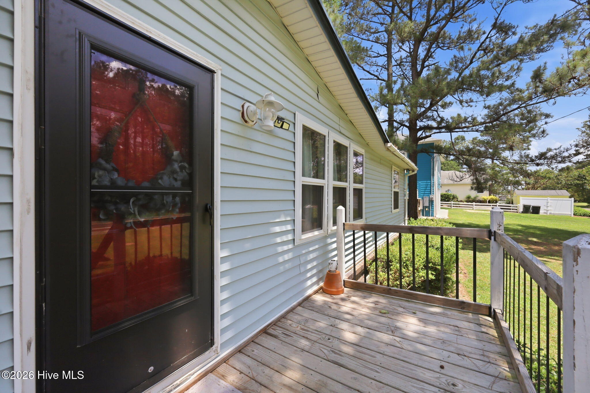 main property photo 31