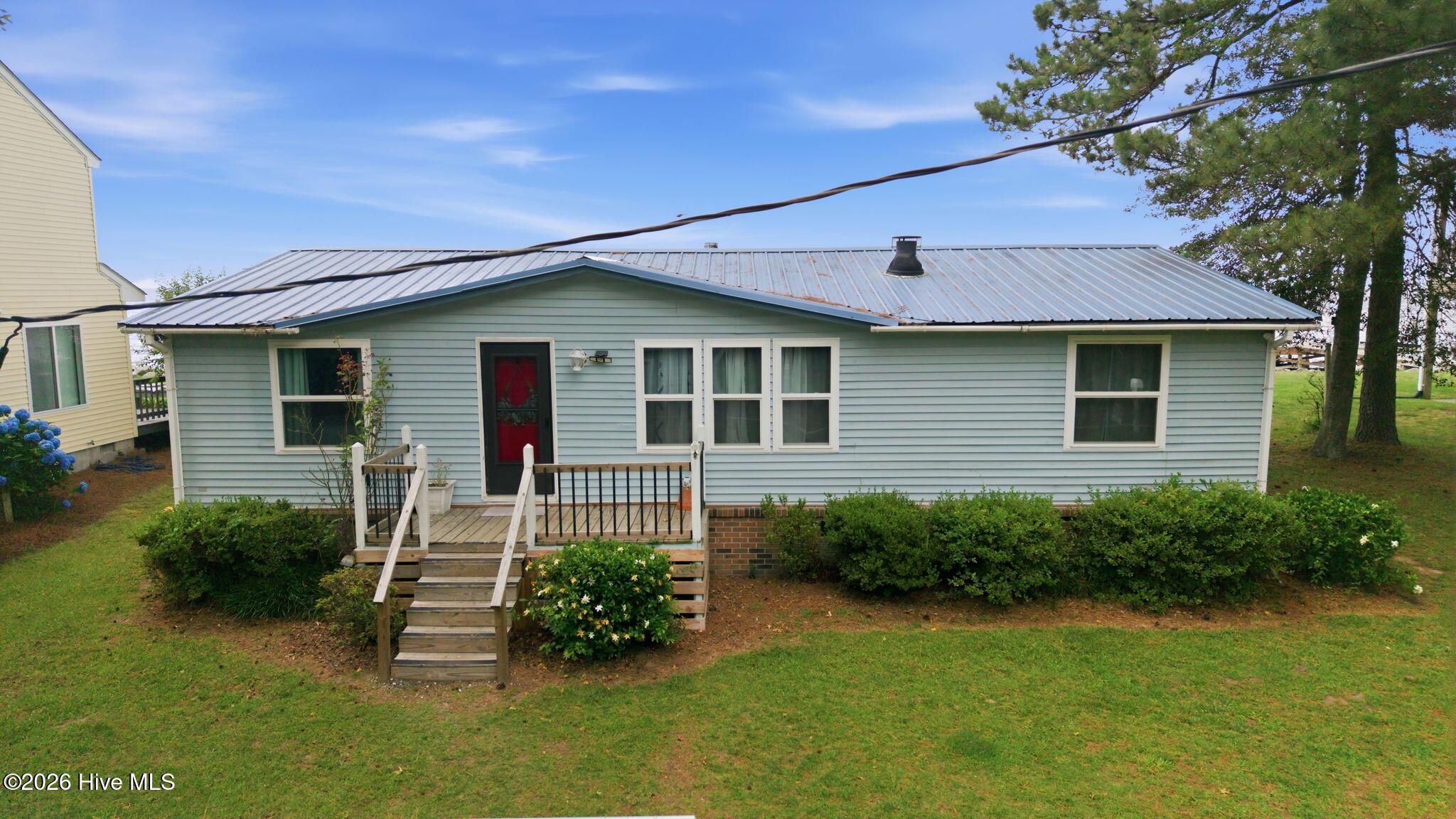 main property photo 33