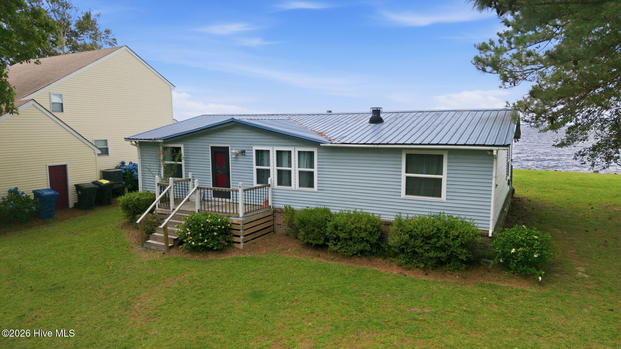 main property photo 34