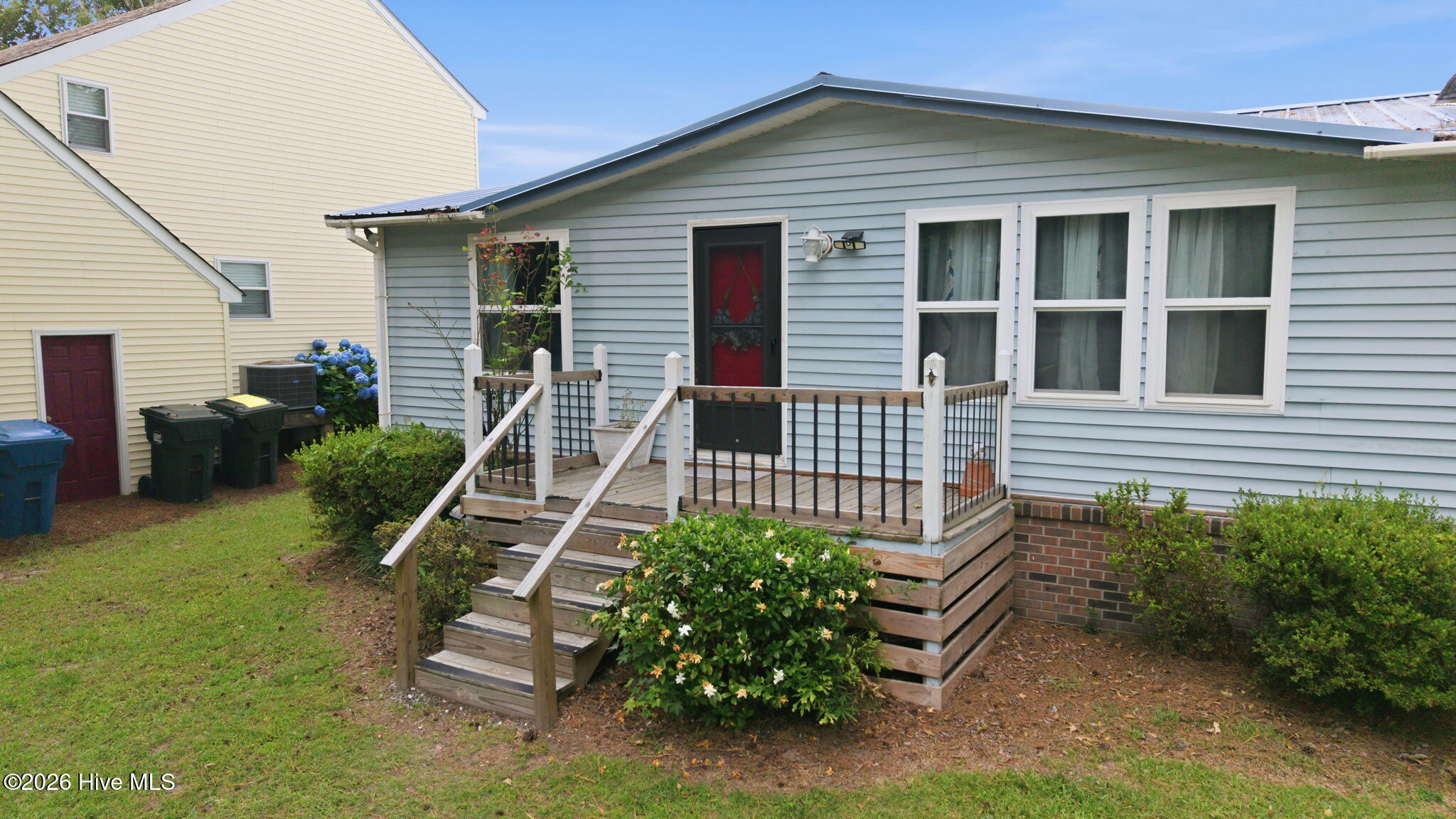 main property photo 35