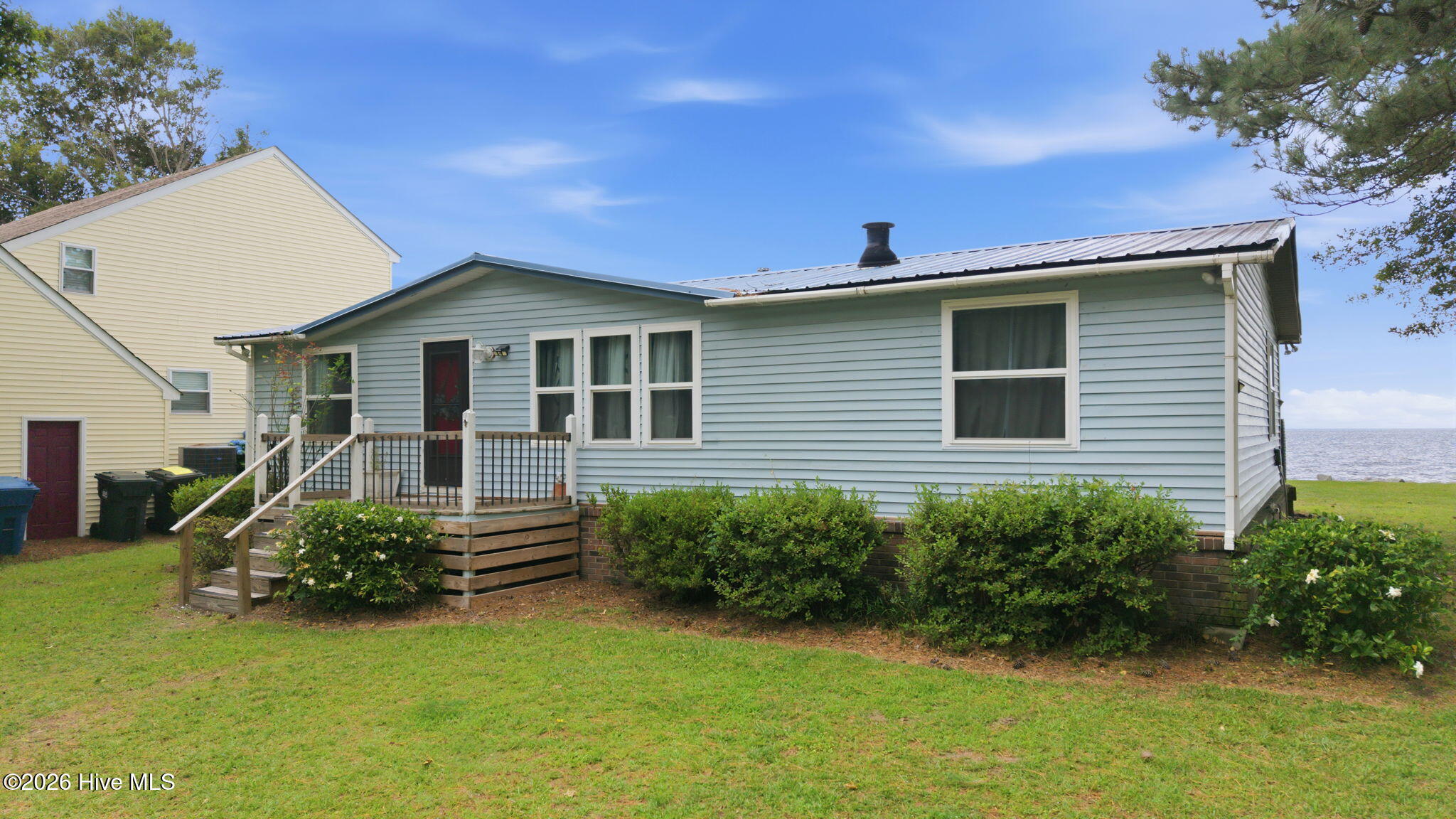 main property photo 36