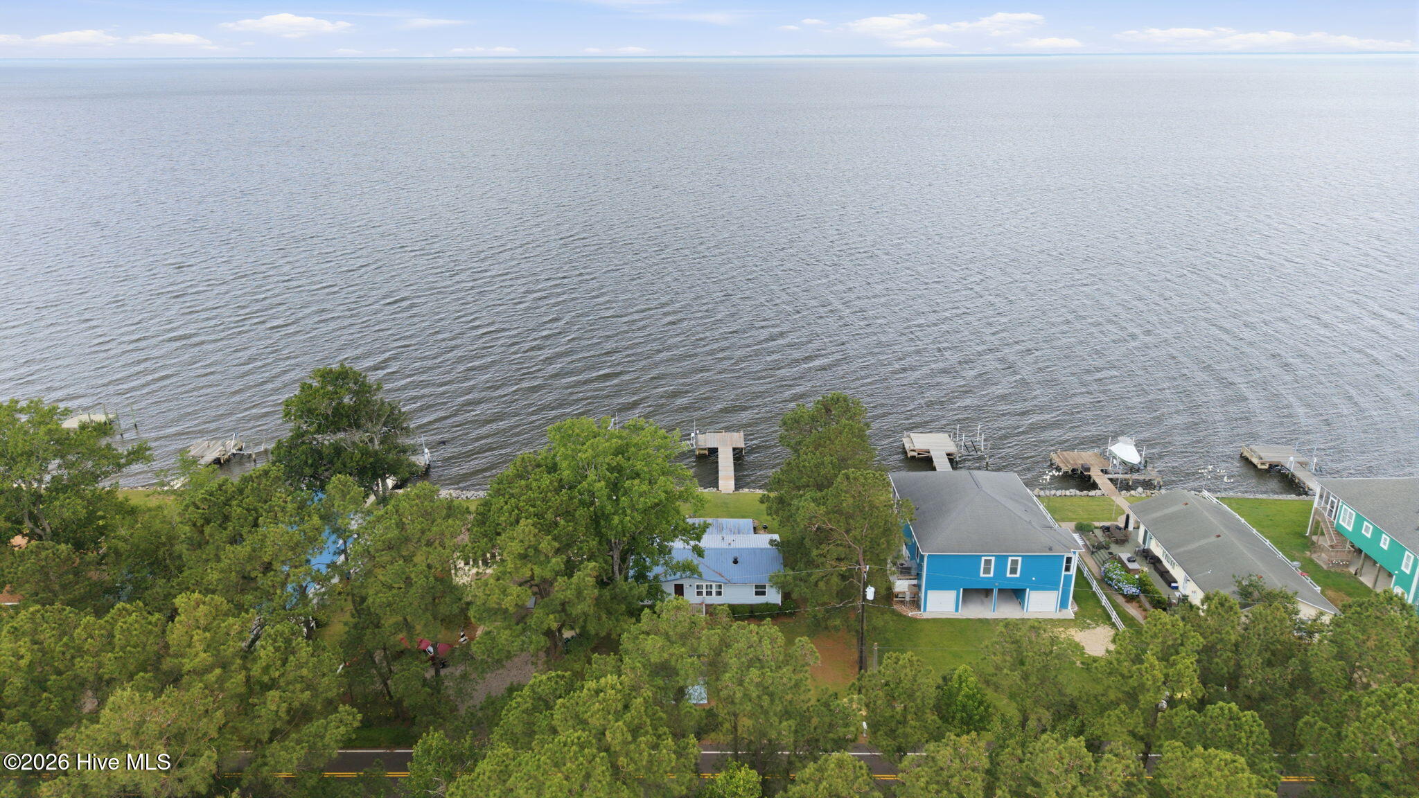 main property photo 37