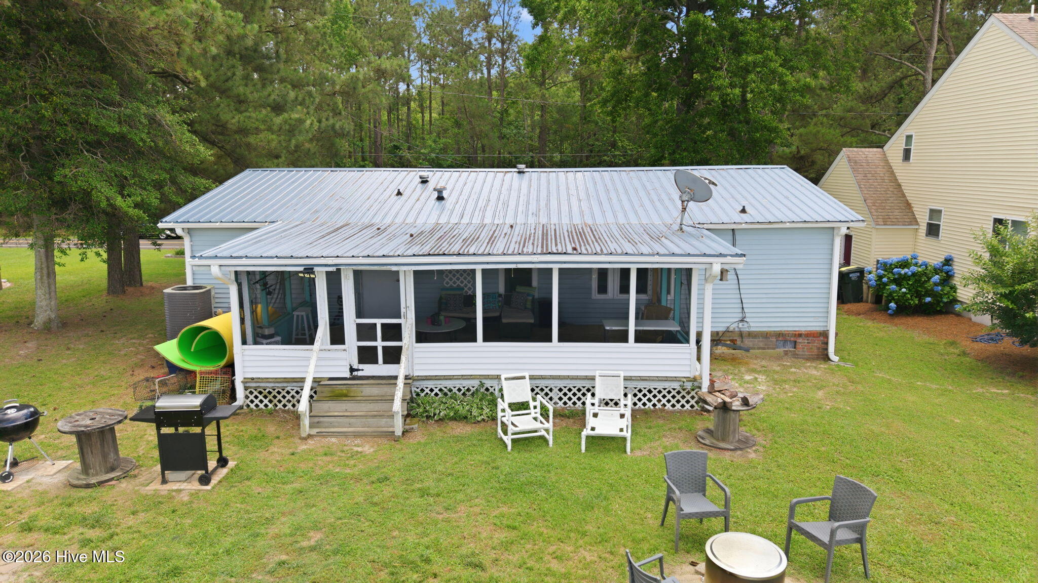 main property photo 49
