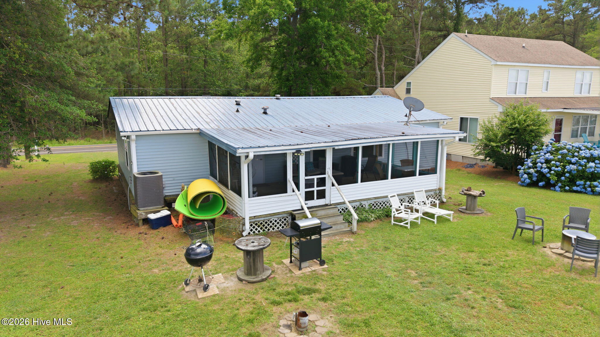 main property photo 50