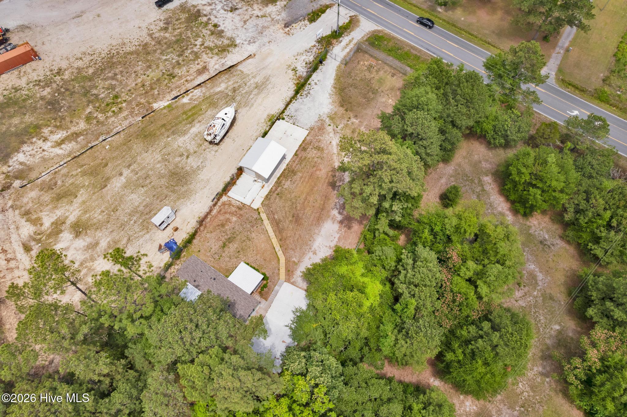 main property photo 4