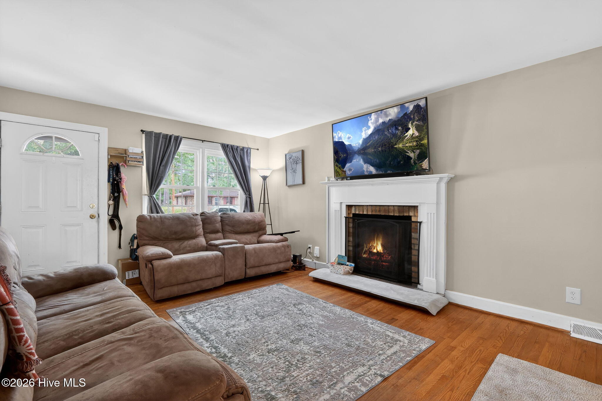 main property photo 12