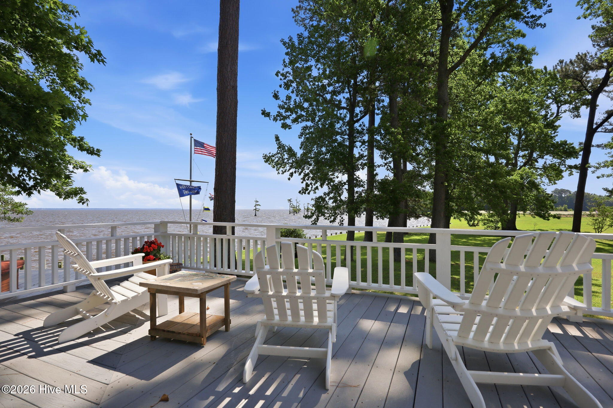 main property photo 14