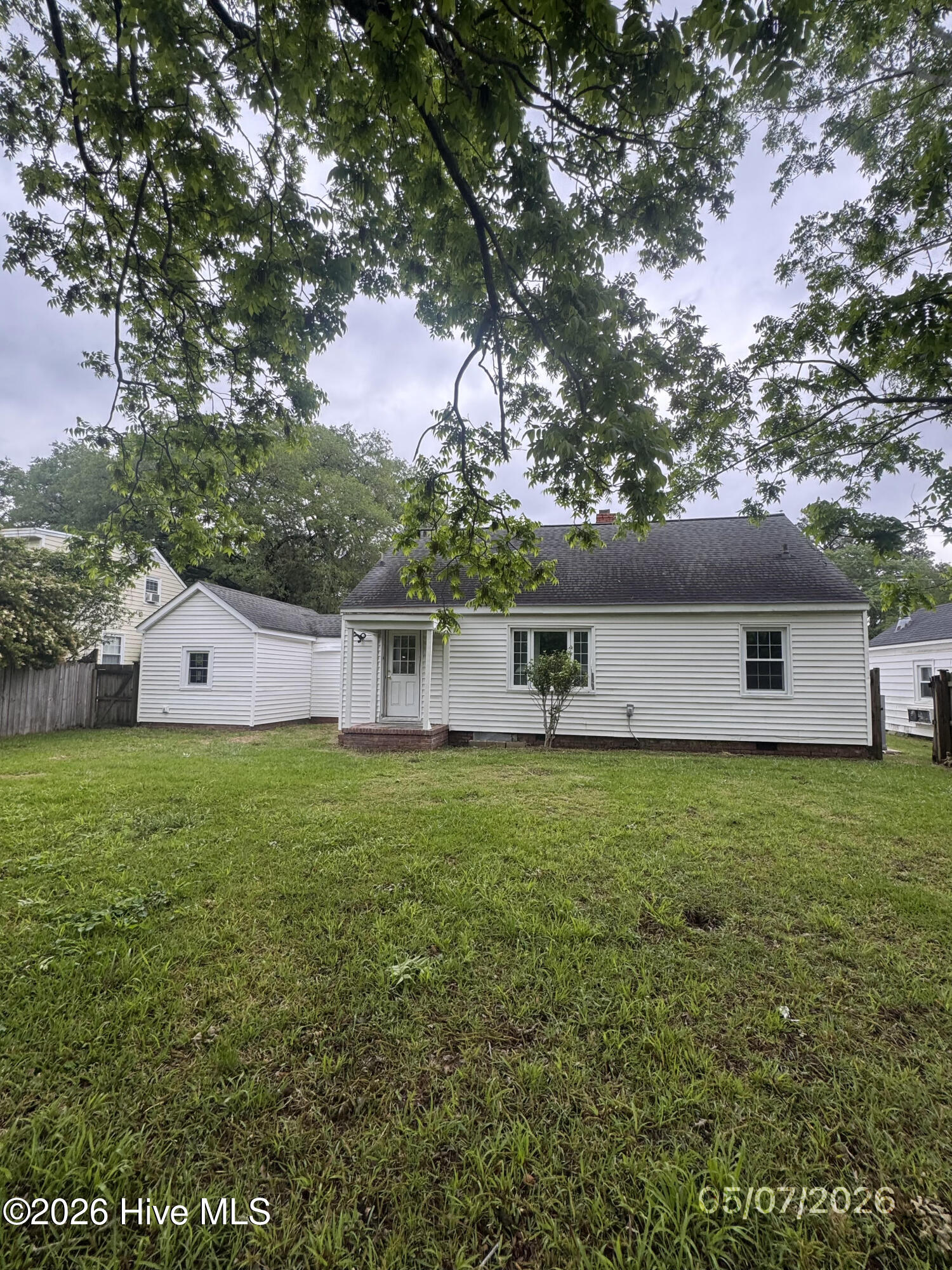 main property photo 17