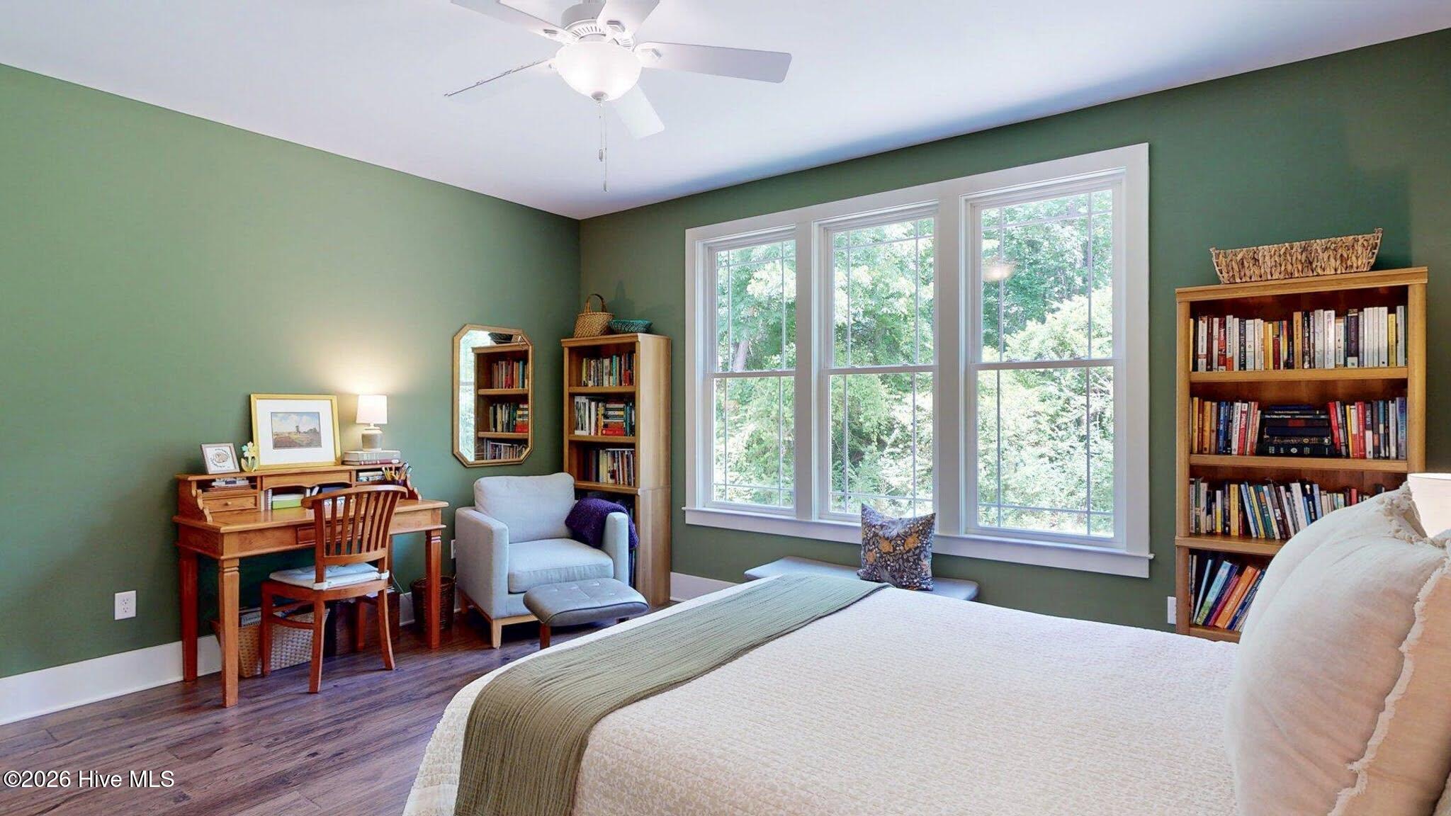 main property photo 27