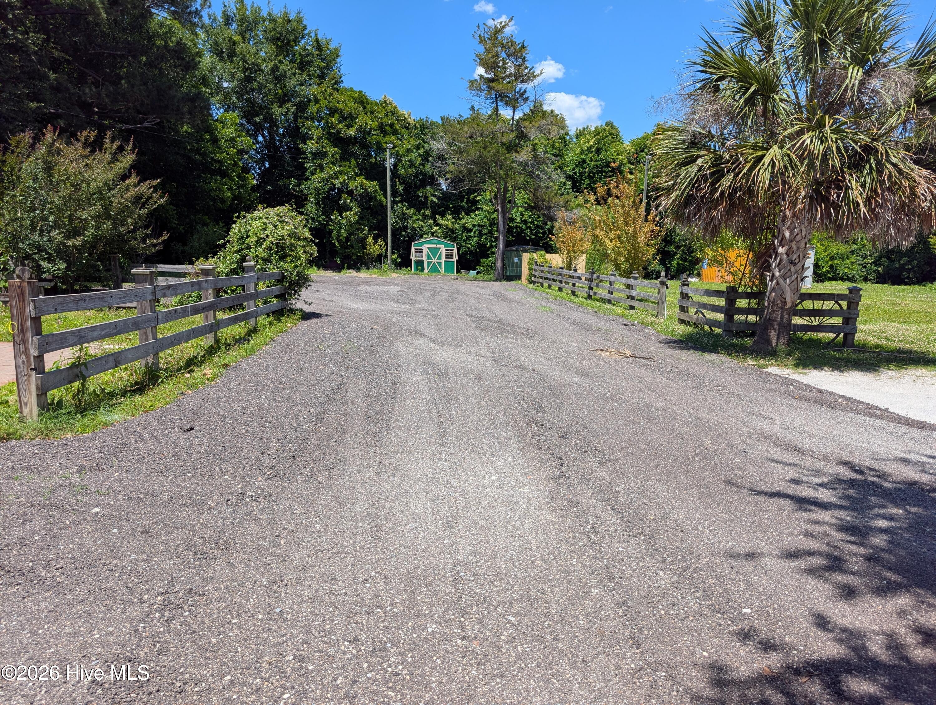 main property photo 13
