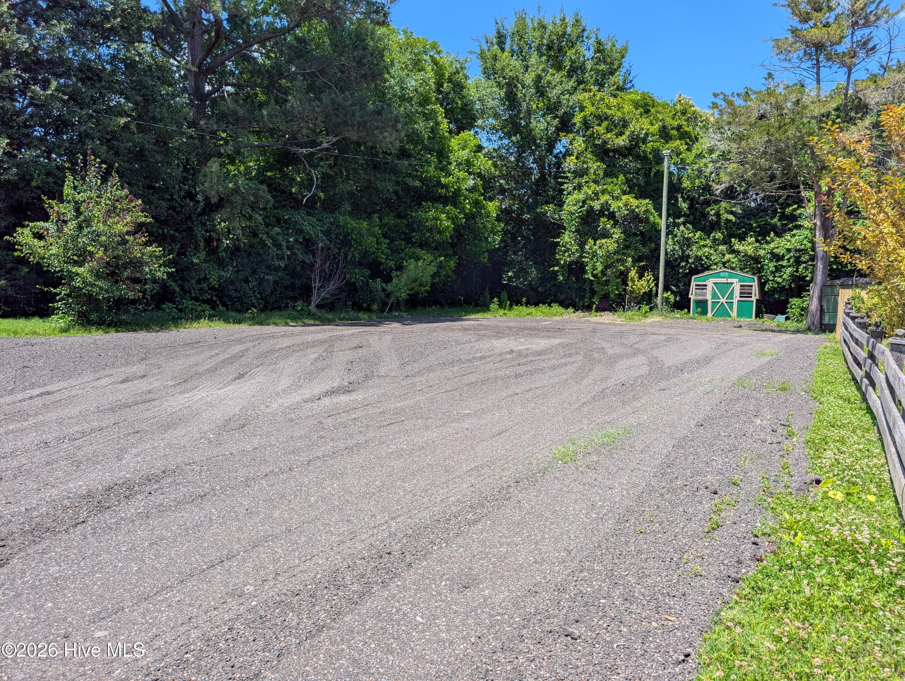 main property photo 14
