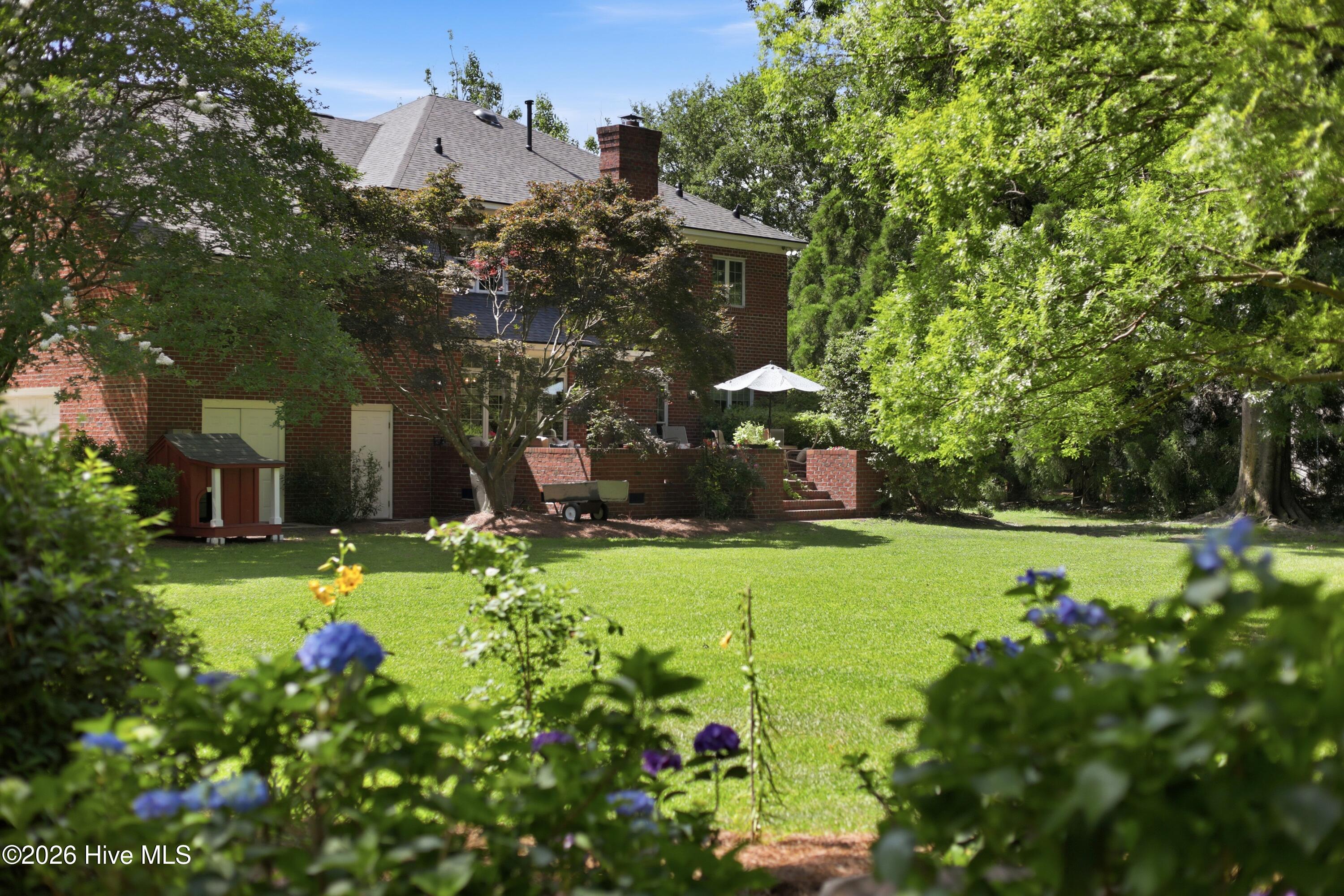 main property photo 42