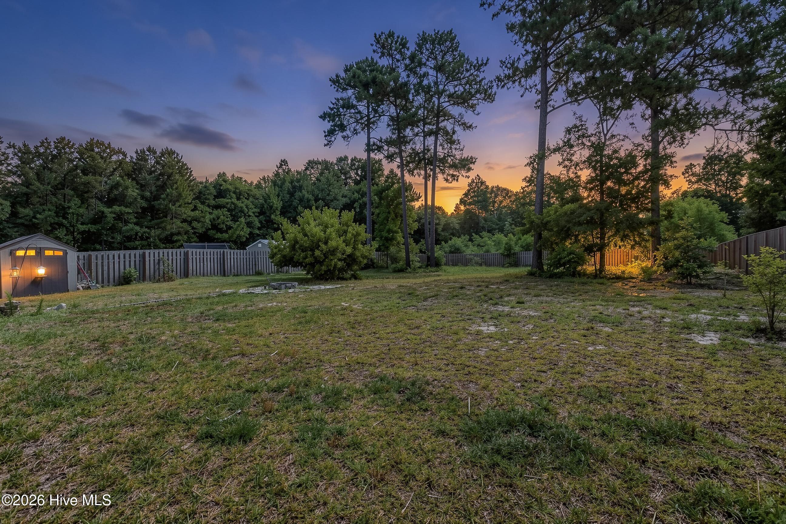 main property photo 28