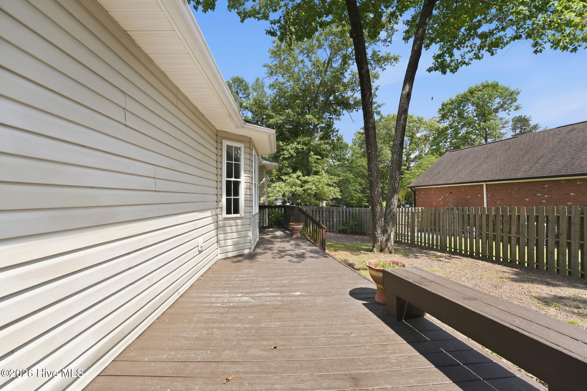 main property photo 49