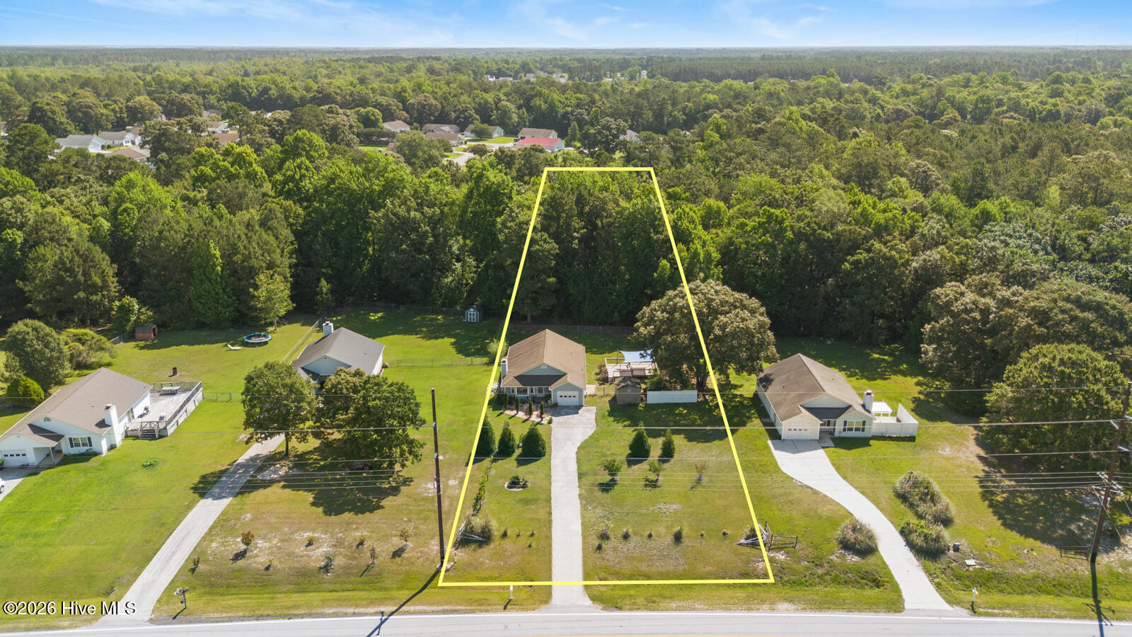 main property photo 32