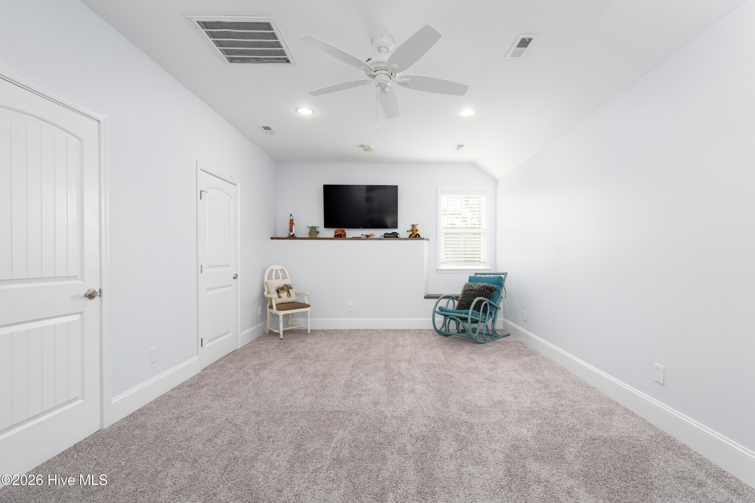 main property photo 74