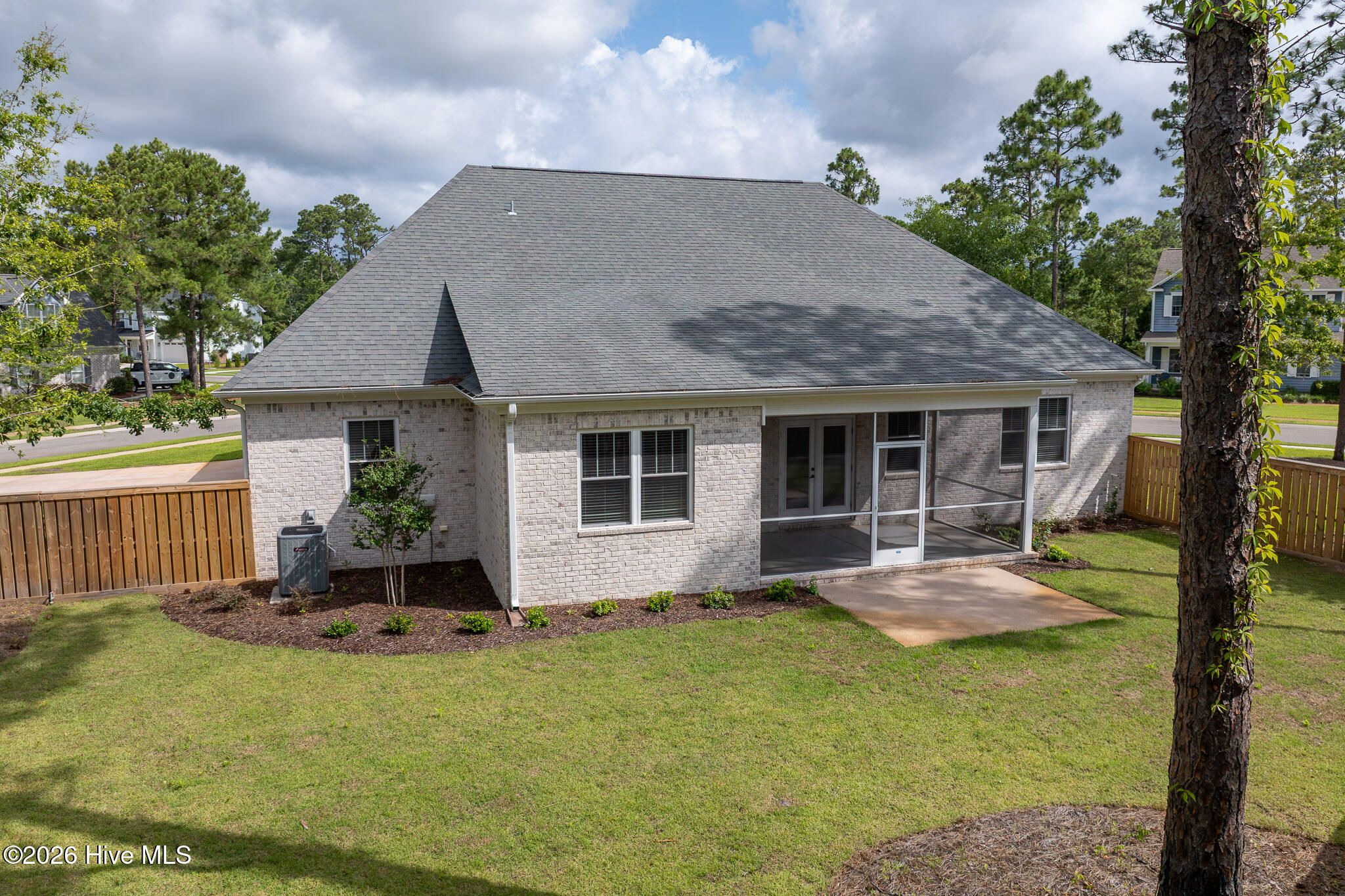 main property photo 59