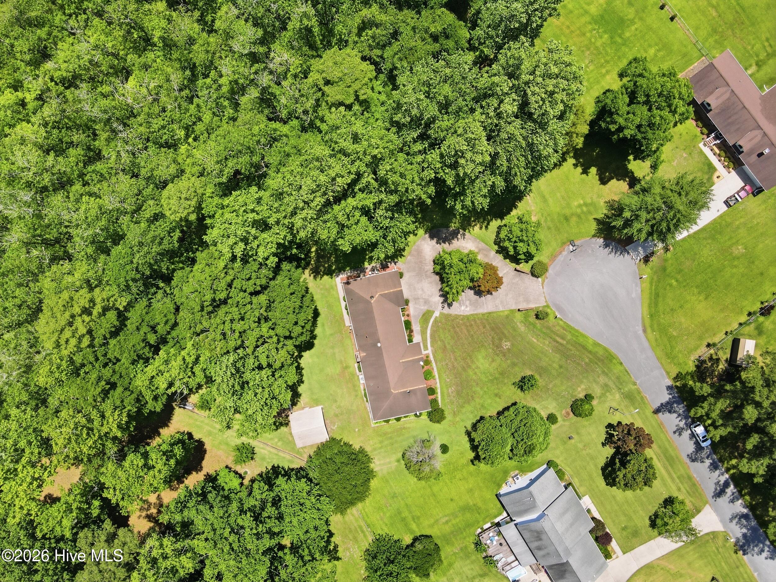main property photo 6