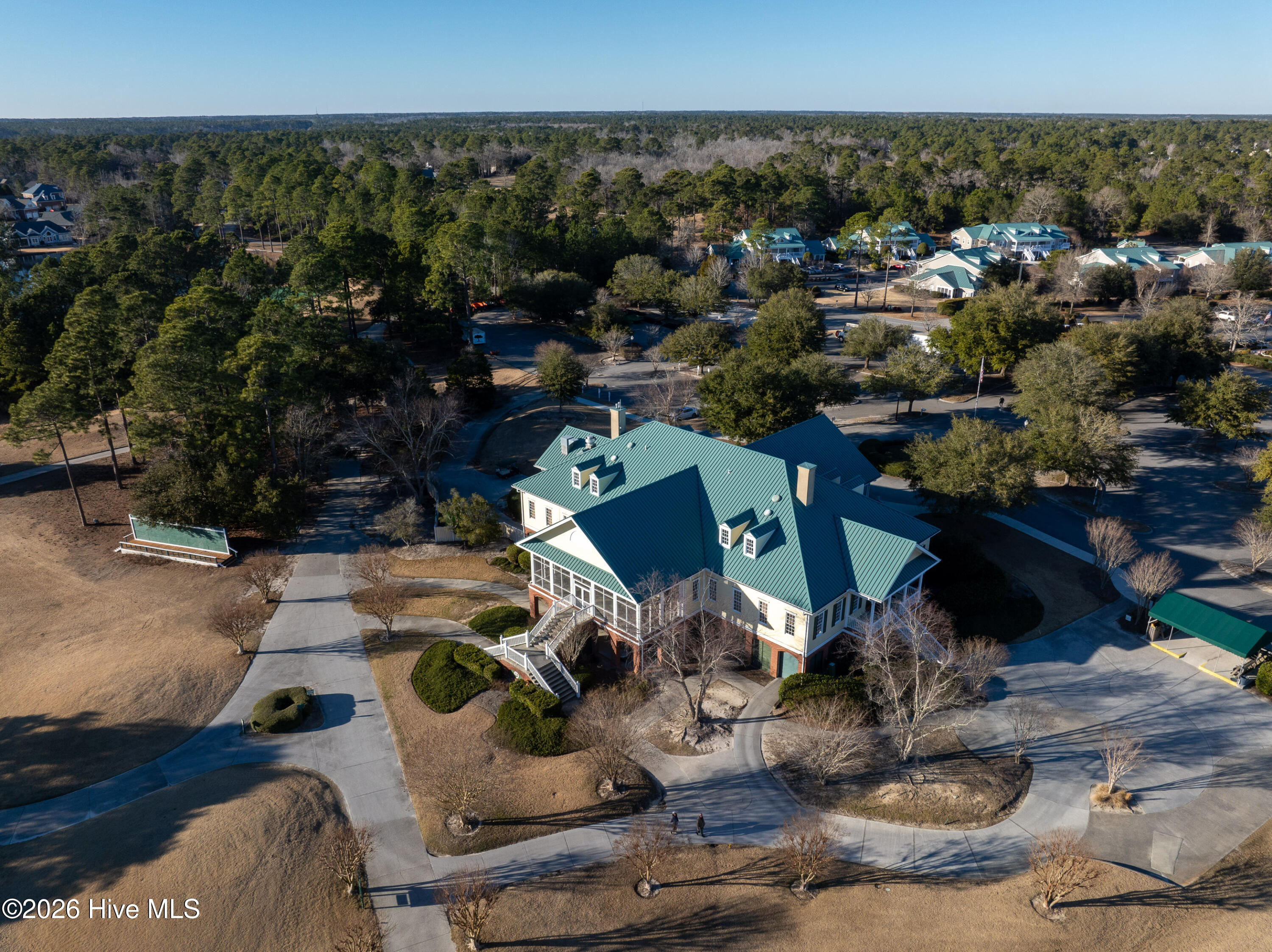 main property photo 10